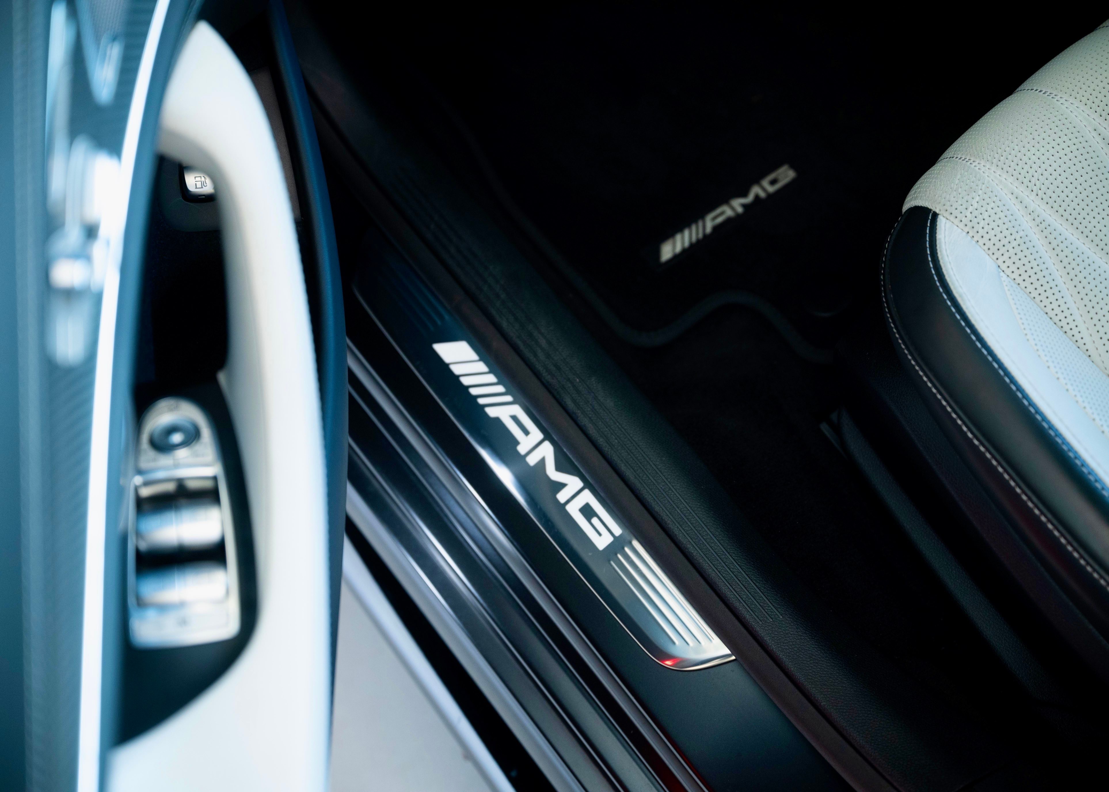 Image MERCEDES-BENZ AMG-GT AMG GT 4 63 S 4Matic+ E Performance (Swiss car with 10 years free service)