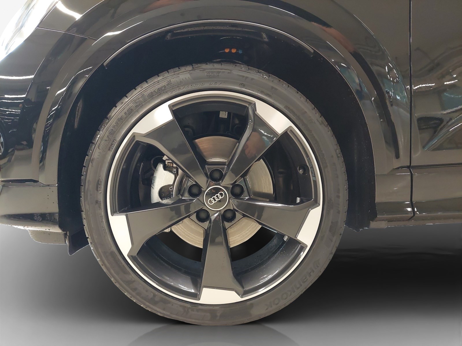AUDI Q2 35 TFSI S line S-tronic-image-13