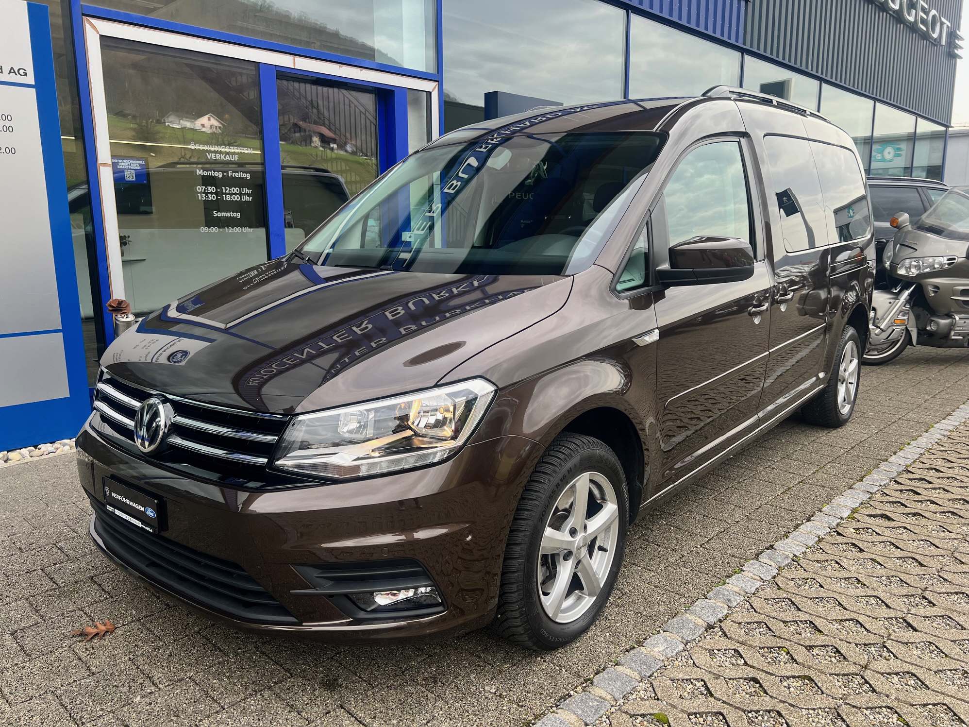 VW Caddy Maxi 2.0 (Kompaktvan / Minivan)