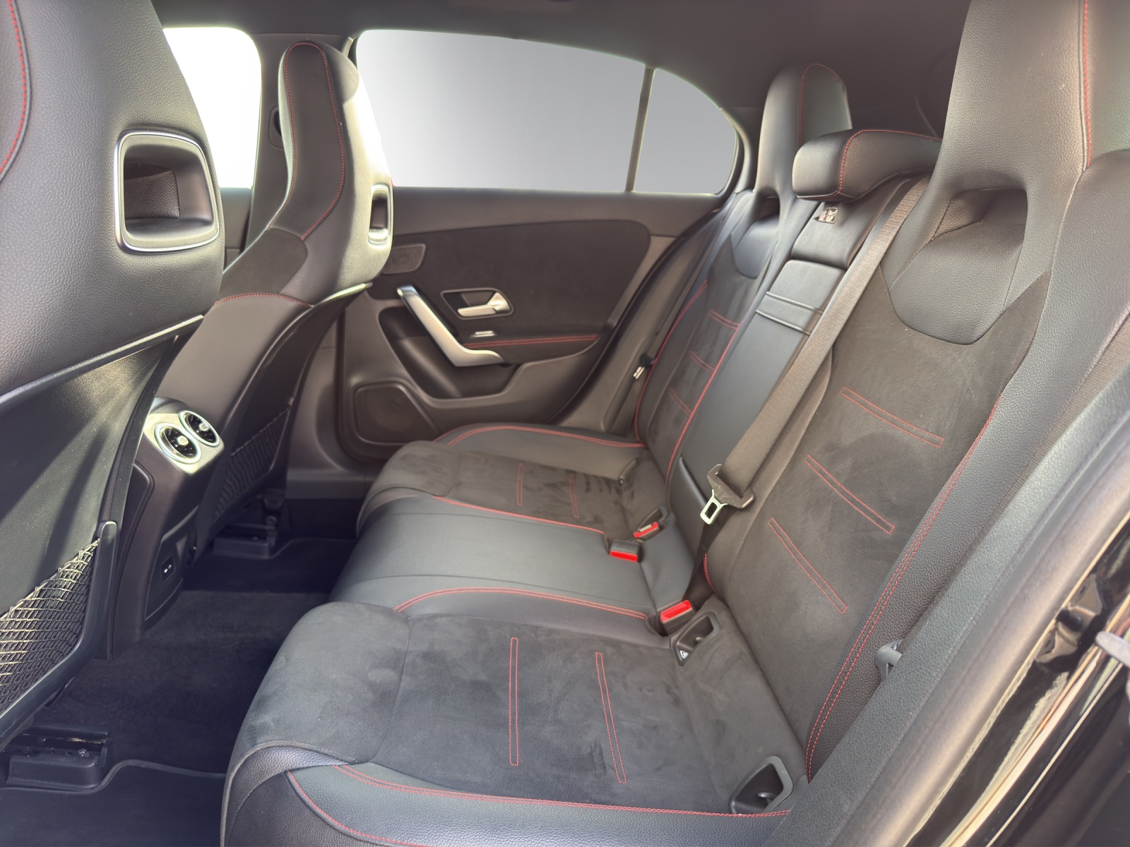 Image MERCEDES-BENZ A-180 A 180 Night Star AMG Line