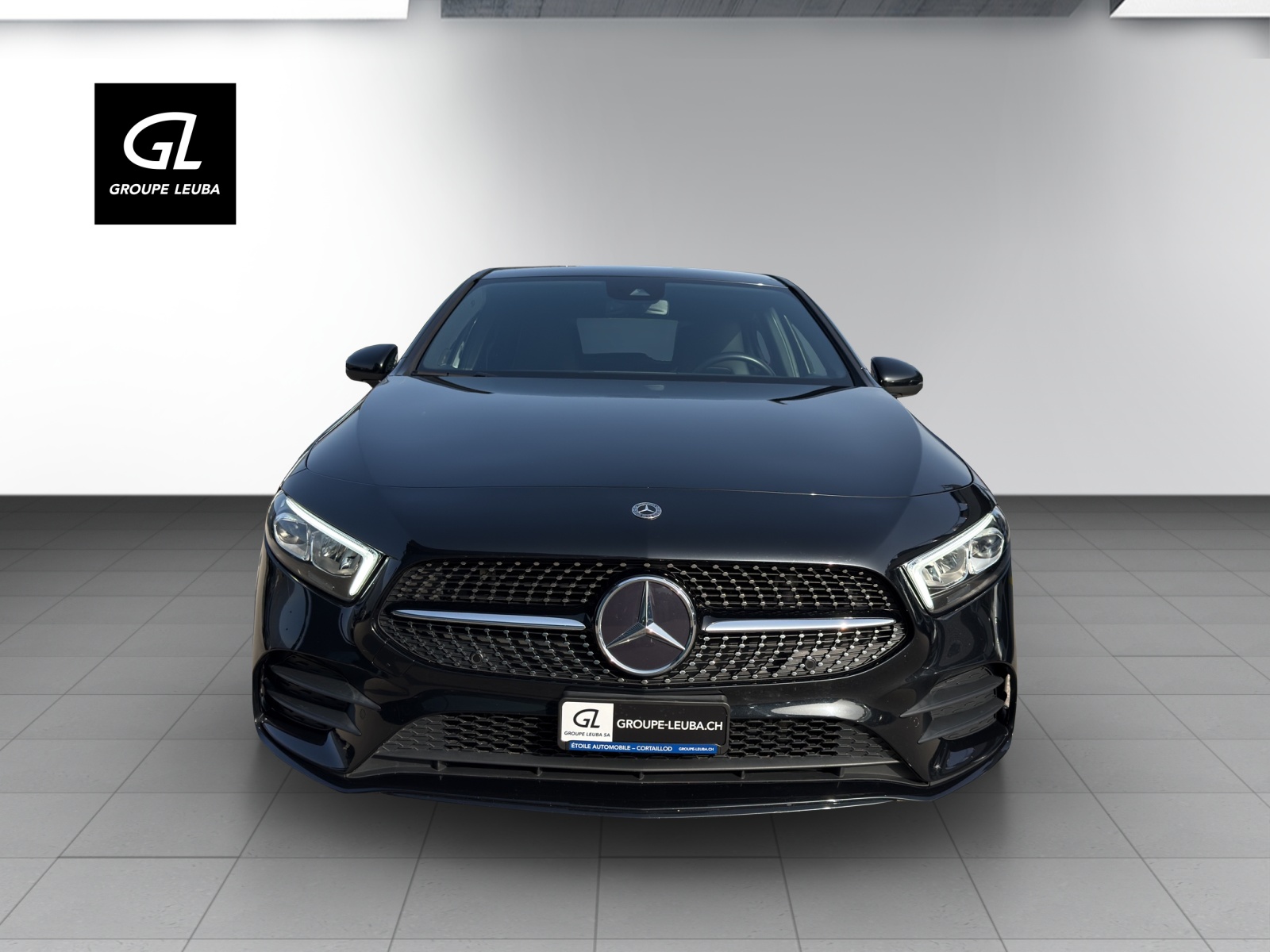 Image MERCEDES-BENZ A-180 A 180 Night Star AMG Line