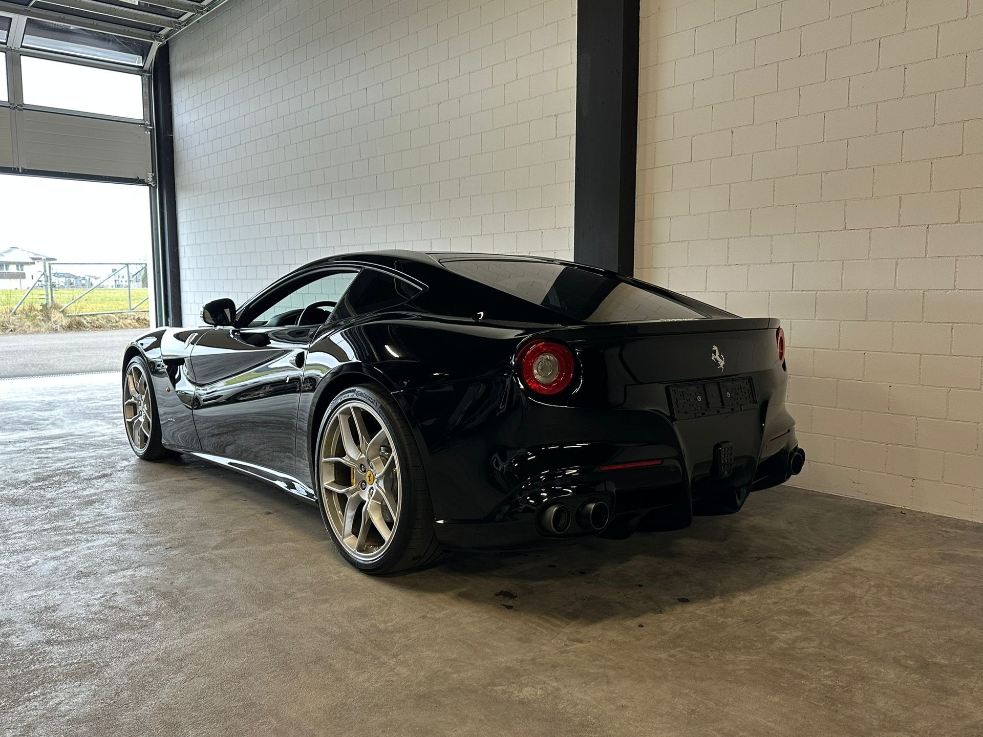 FERRARI F12 Berlinetta NOVITEC-image-2