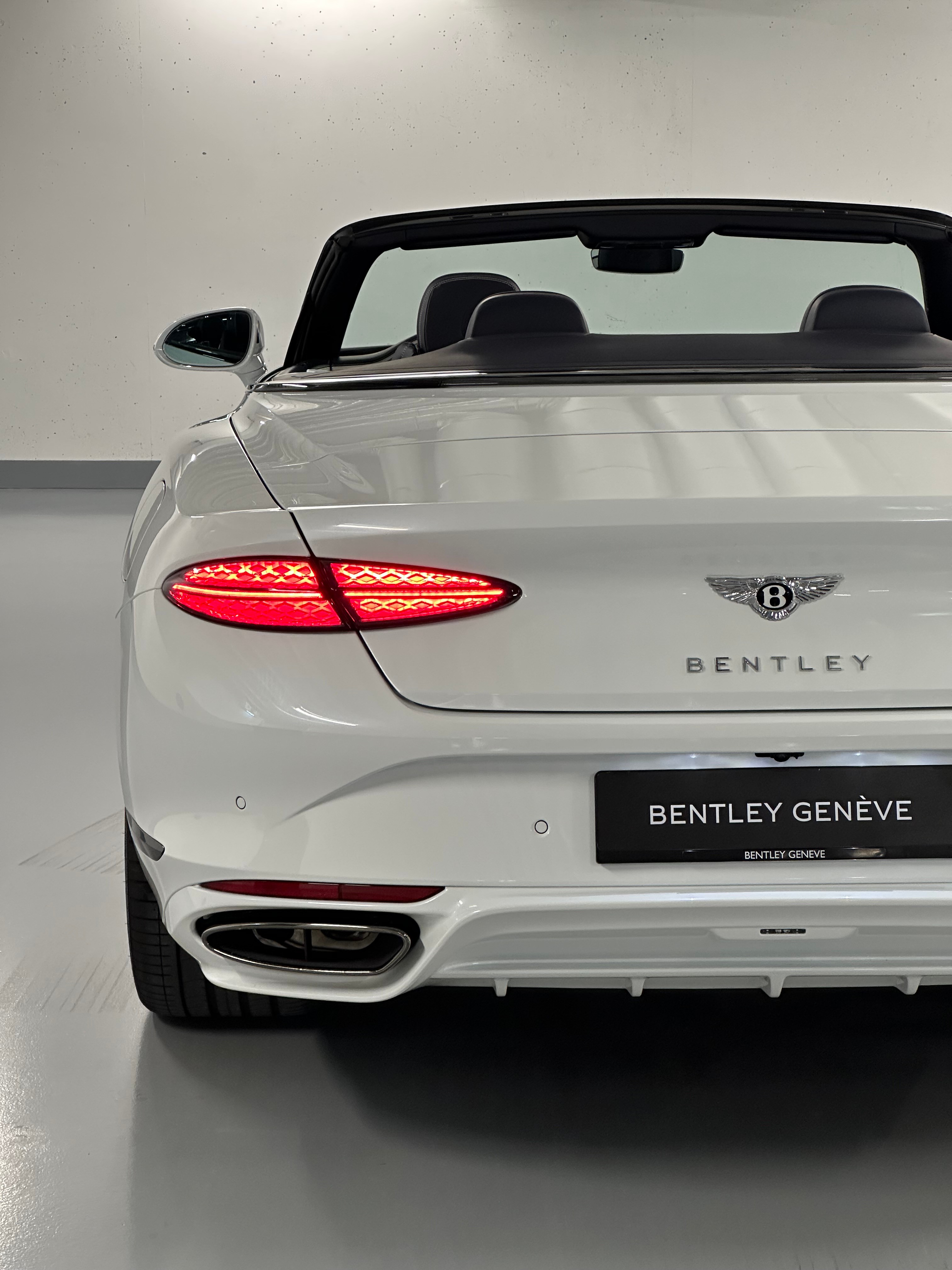 Image BENTLEY CONTINENTAL Continental GTC 4.0 V8 First Edition 782ch