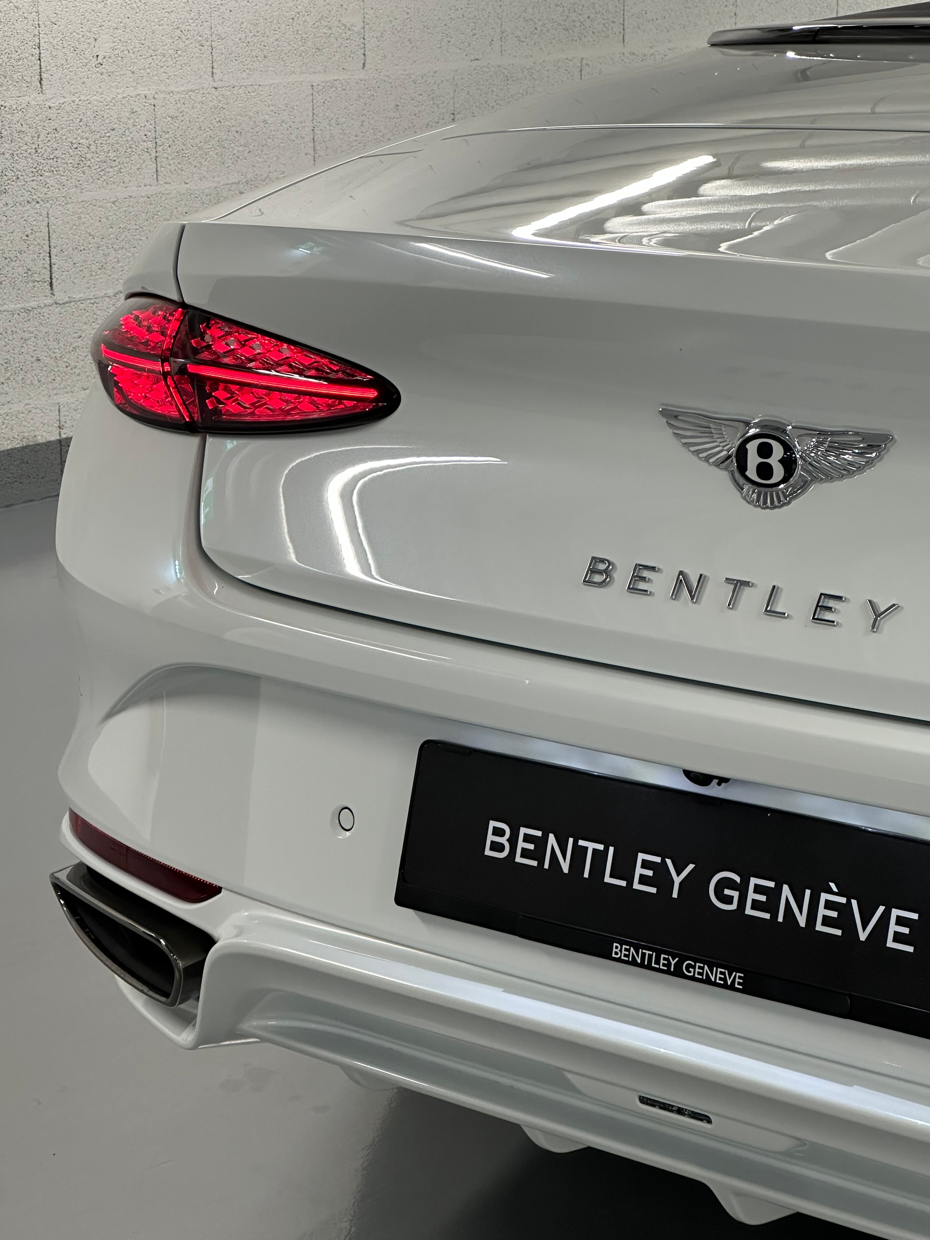 Image BENTLEY CONTINENTAL Continental GTC 4.0 V8 First Edition 782ch