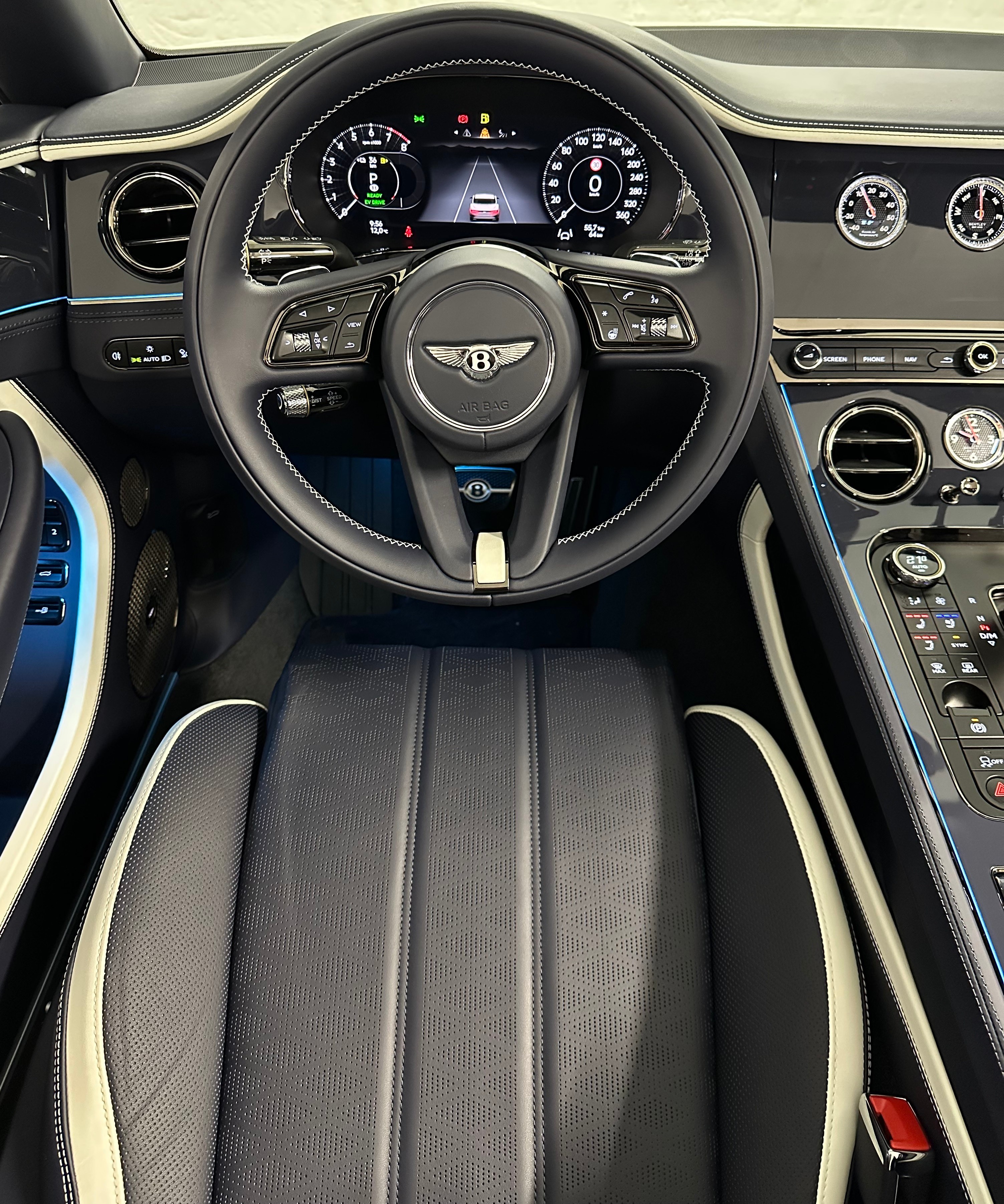 Image BENTLEY CONTINENTAL Continental GTC 4.0 V8 First Edition 782ch