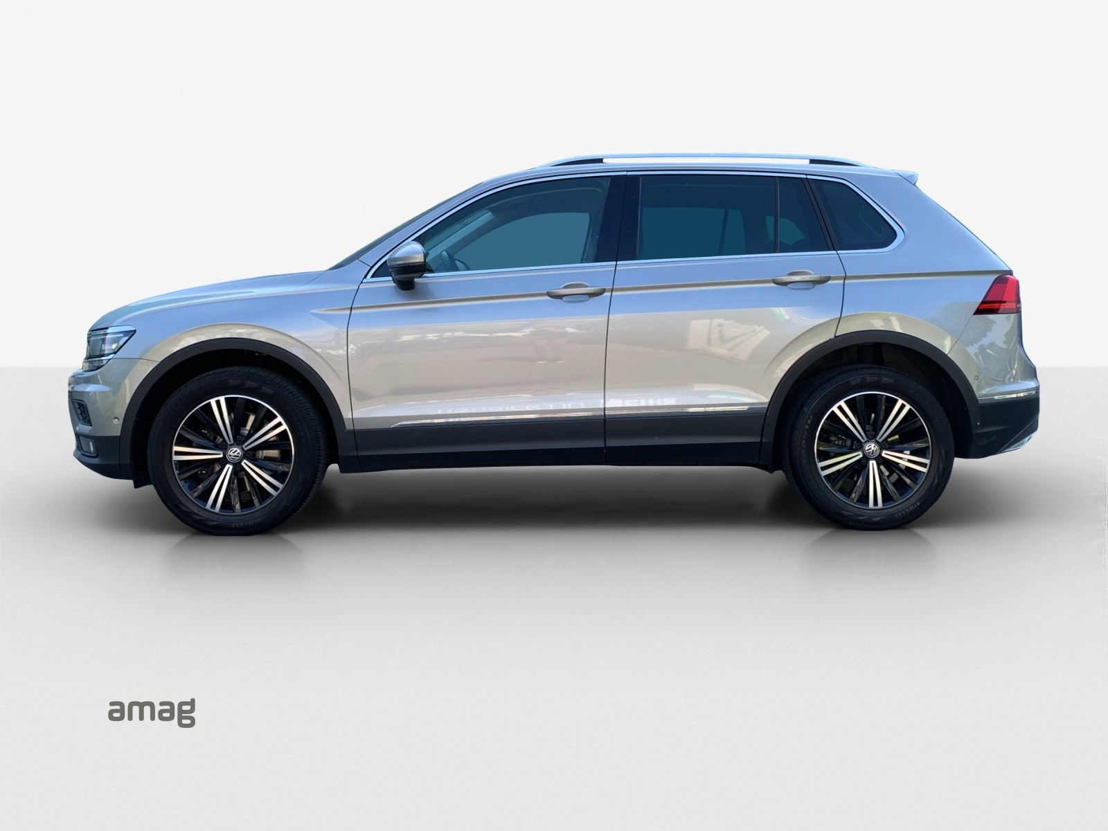 VW Tiguan 2.0TSI Highline 4Motion DSG-showroom-element-1