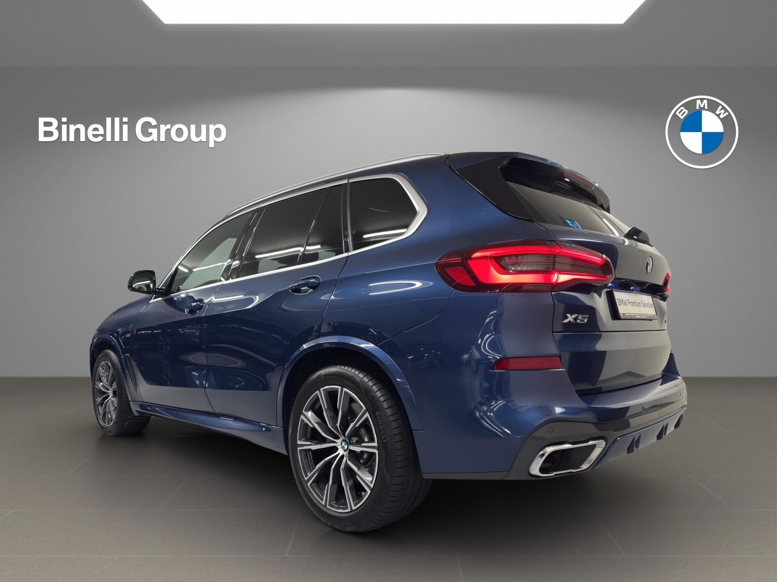 BMW X5 xDrive45e MSport-showroom-element-2