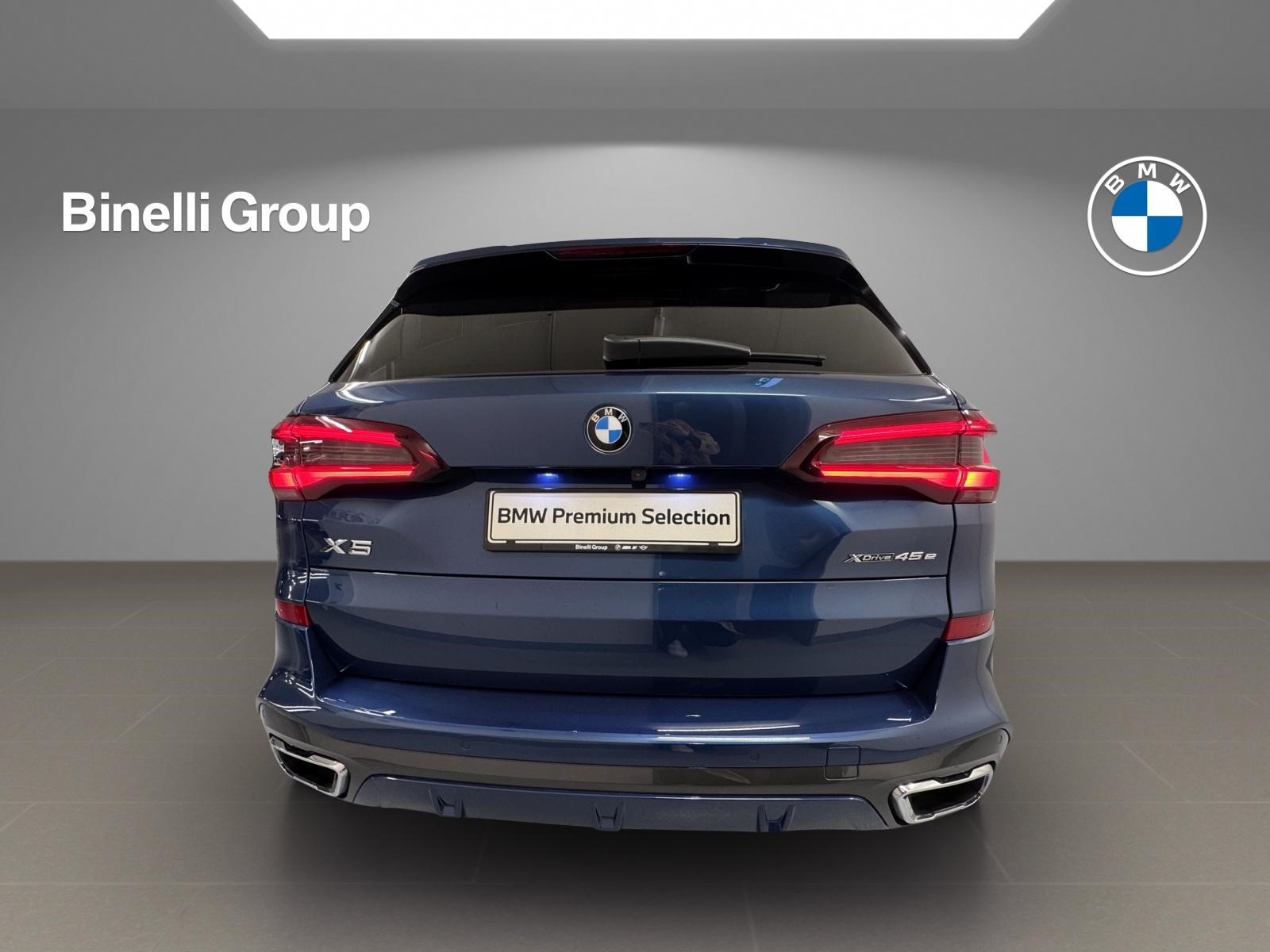 BMW X5 xDrive45e MSport-showroom-element-3