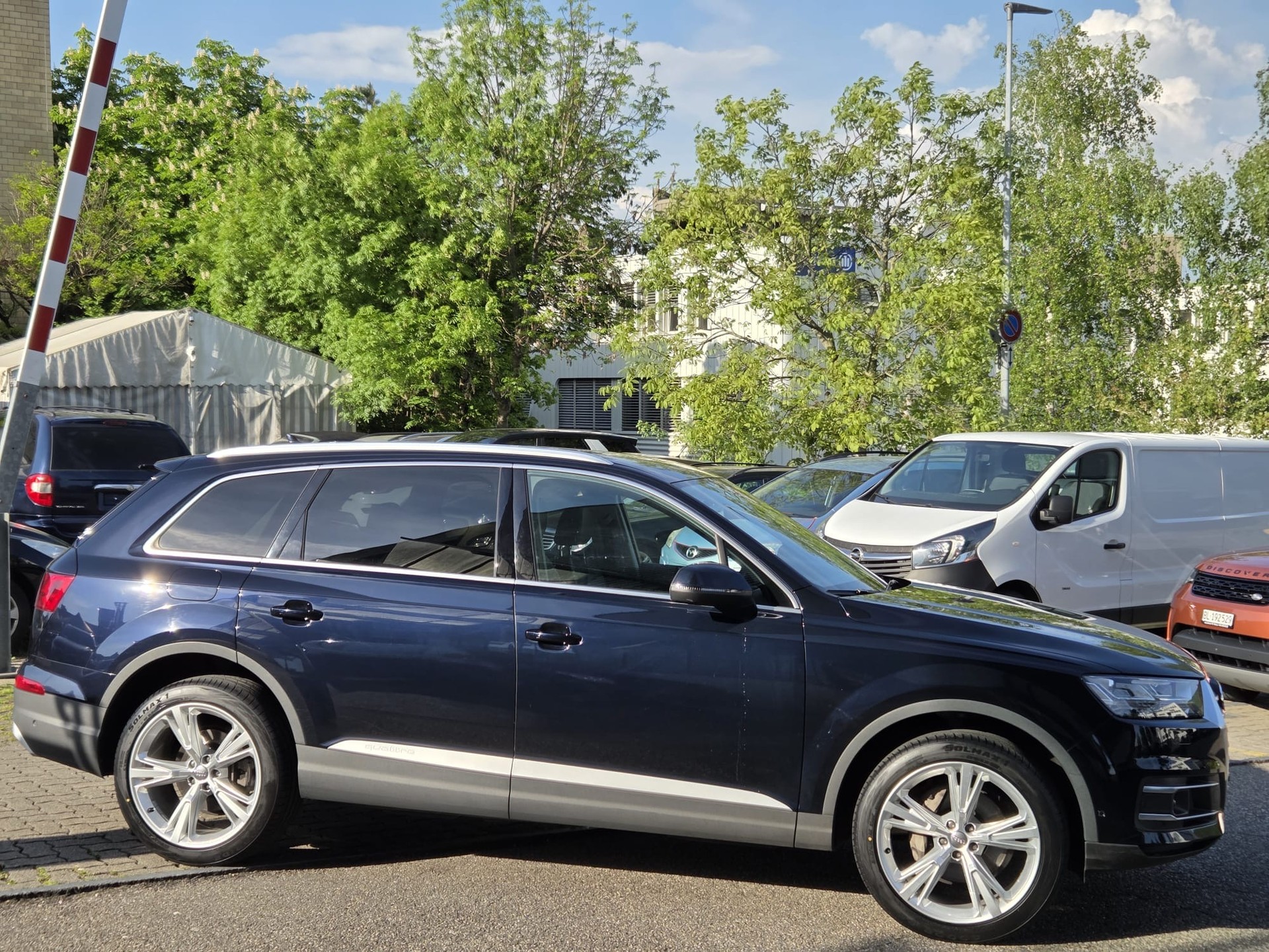 AUDI Q7 3.0 TDI quattro tiptronic-showroom-element-1