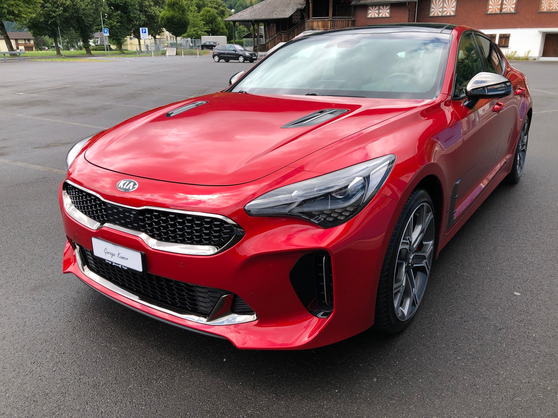 KIA Stinger 3.3 T-GDi GT Automat AWD-showroom-element-1