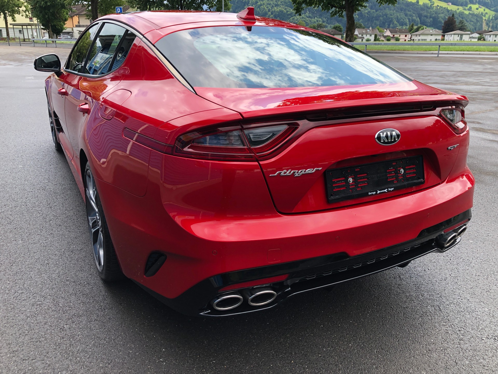 KIA Stinger 3.3 T-GDi GT Automat AWD-showroom-element-3