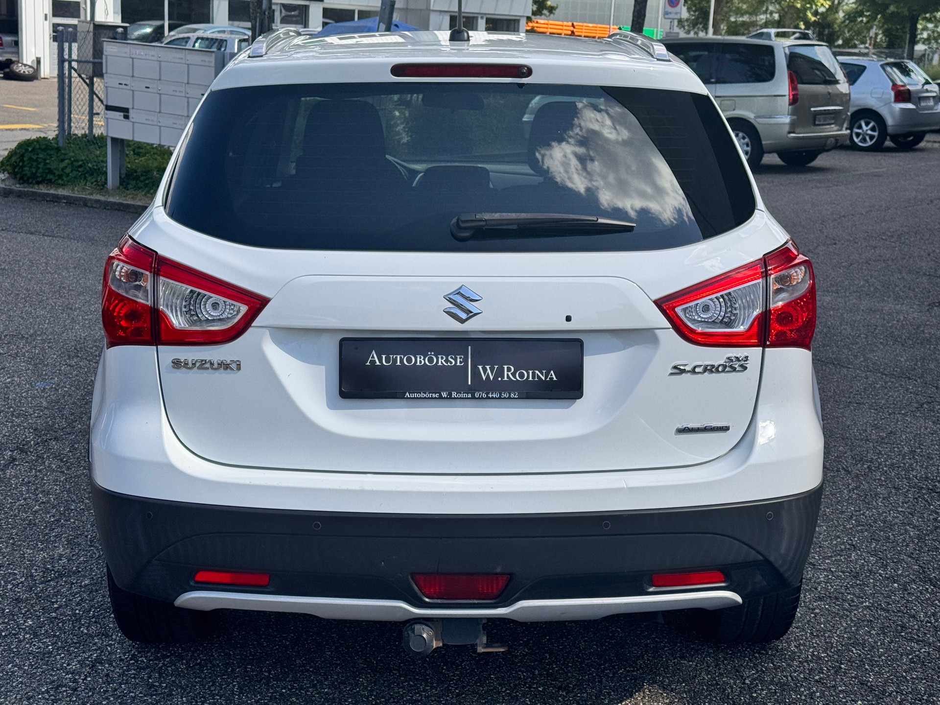SUZUKI SX4 S-Cross 1.6 TD Compact+ 4WD-showroom-element-3