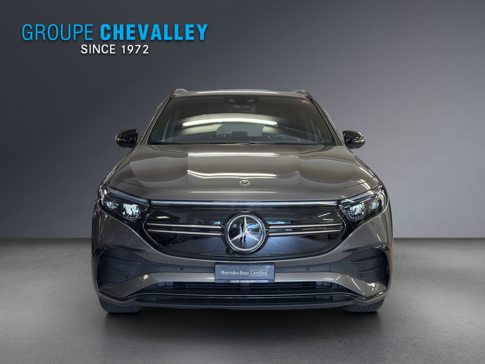 MERCEDES-BENZ EQA 350 4M-showroom-element-3