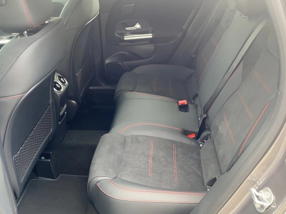 Image MERCEDES-BENZ GLA-250 GLA 250 4Matic 8G-DCT Swiss Star