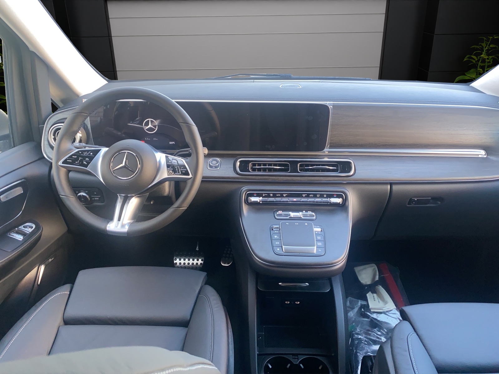 Image MERCEDES-BENZ V-300 V 300 d lang Avantgarde 4Matic 9G-Tronic