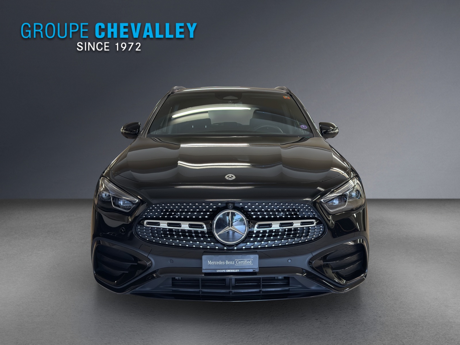MERCEDES-BENZ GLA 250 4M Swiss Star-showroom-element-3