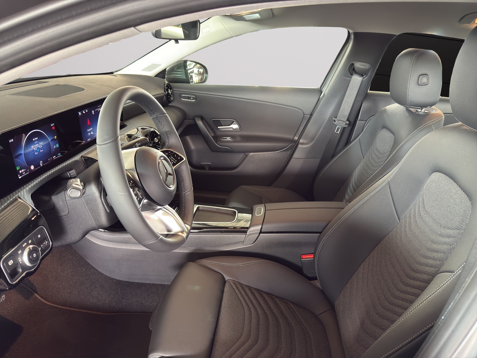 Image MERCEDES-BENZ A-220 A 220 4Matic 8G-DCT