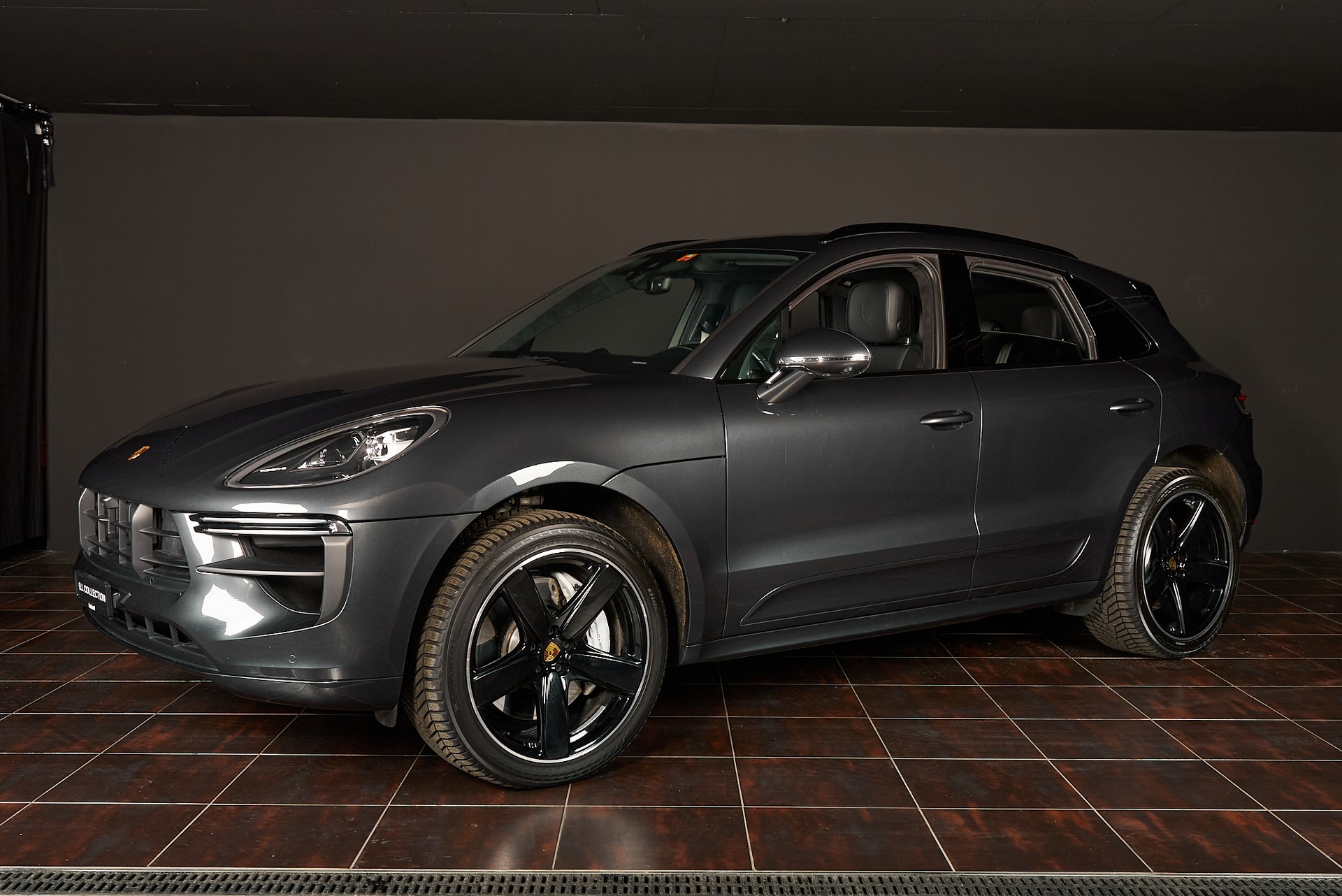 PORSCHE Macan Turbo PDK