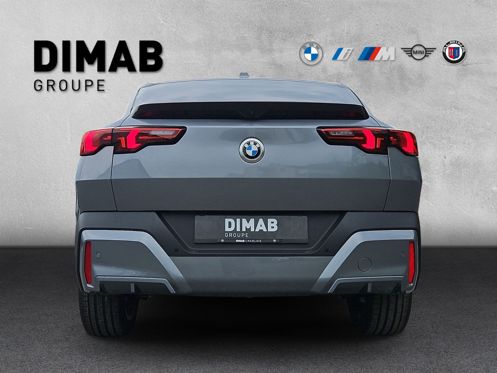 BMW X2 sDrive 18d-showroom-element-3