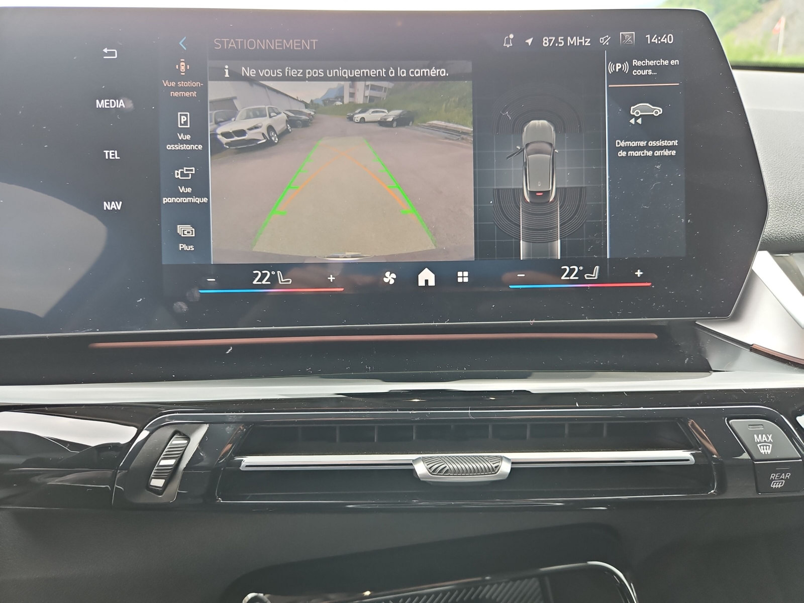 BMW X2 sDrive 18d-image-21