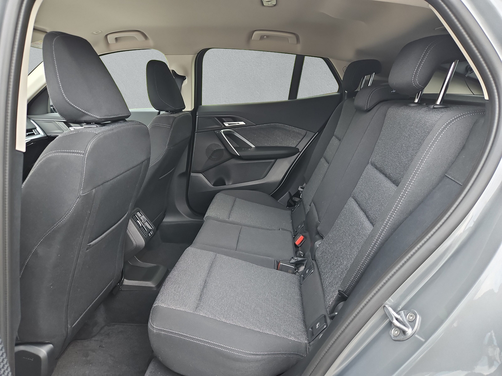 BMW X2 sDrive 18d-image-11