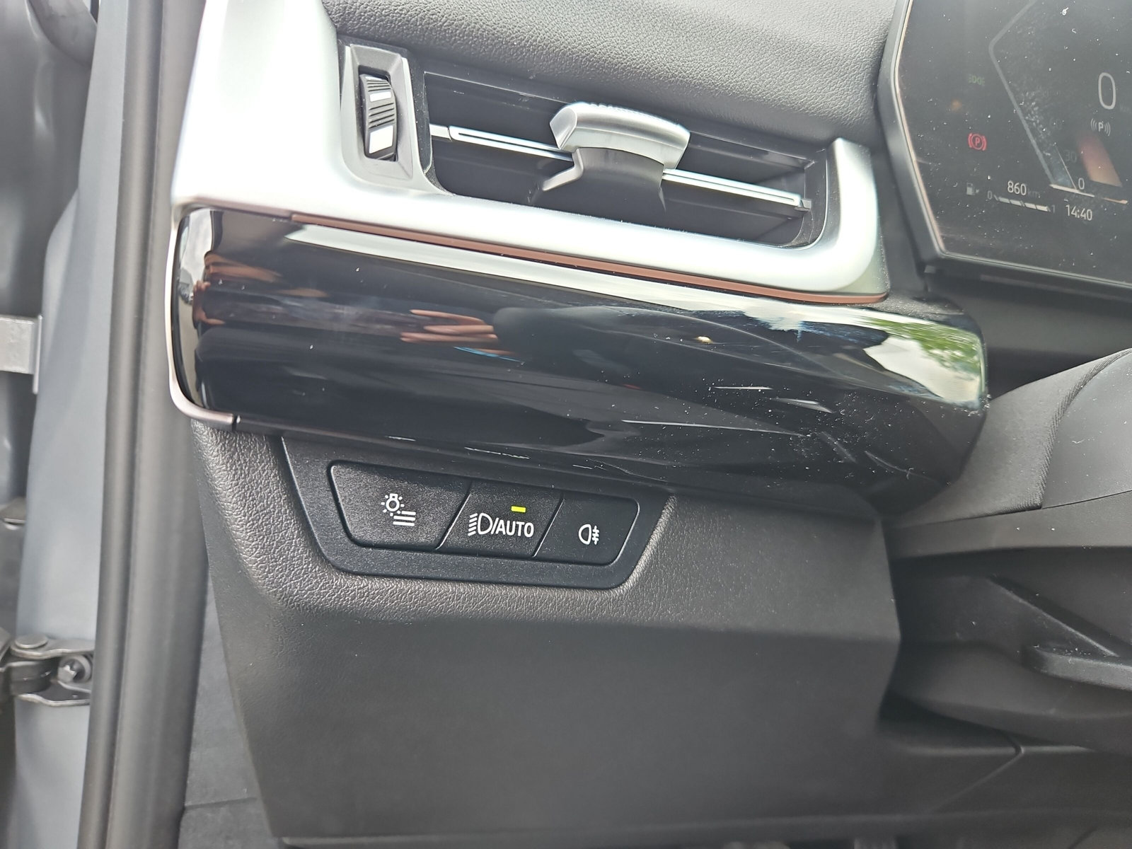 BMW X2 sDrive 18d-image-22