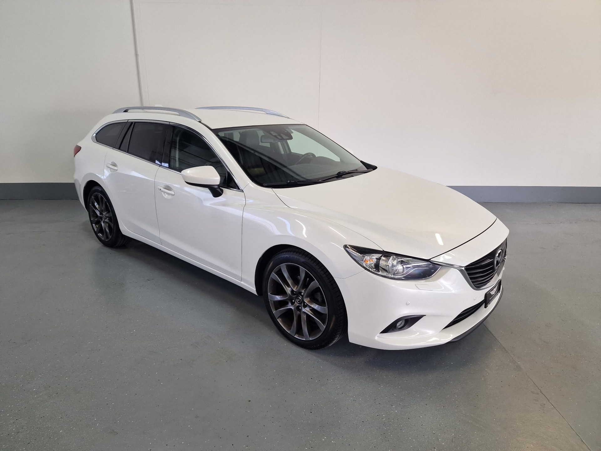 MAZDA 6 Sportwagon 2.2 D 16V HP Revolution Automatic-showroom-element-1
