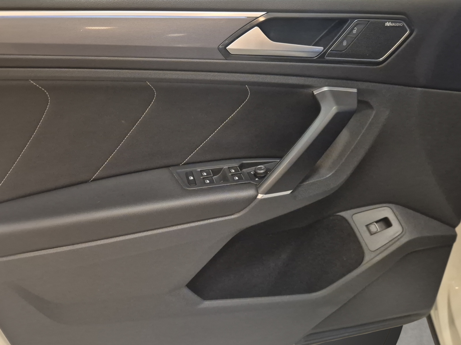 Image VW TIGUAN Tiguan 2.0TSI High 4M