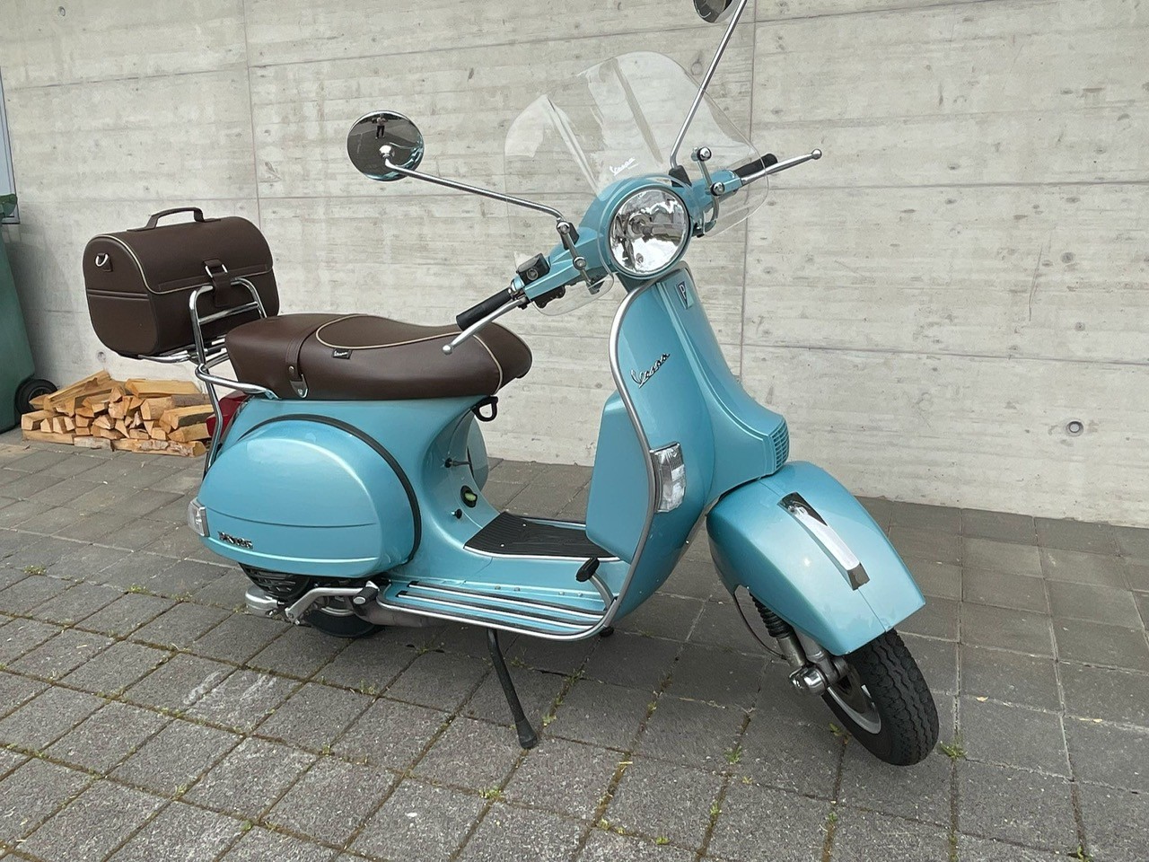 Scooter Vespa Settantesimo Anniversario 300 Super Vespa 300 Gts
