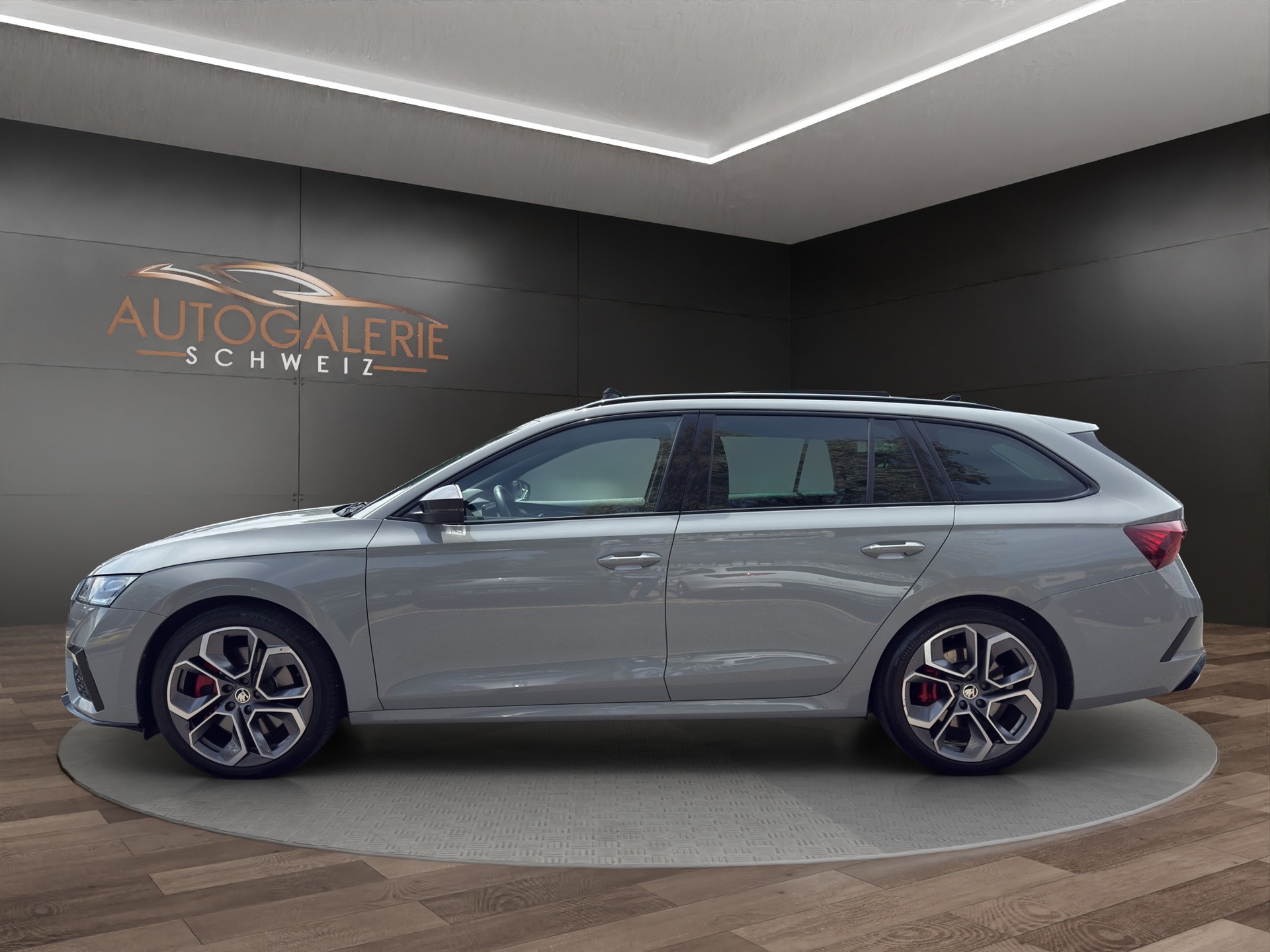 SKODA Octavia Combi 2.0 TSI DSG RS | CH Fahrzeug | Panorama | Travel Assist | 19" |-showroom-element-1