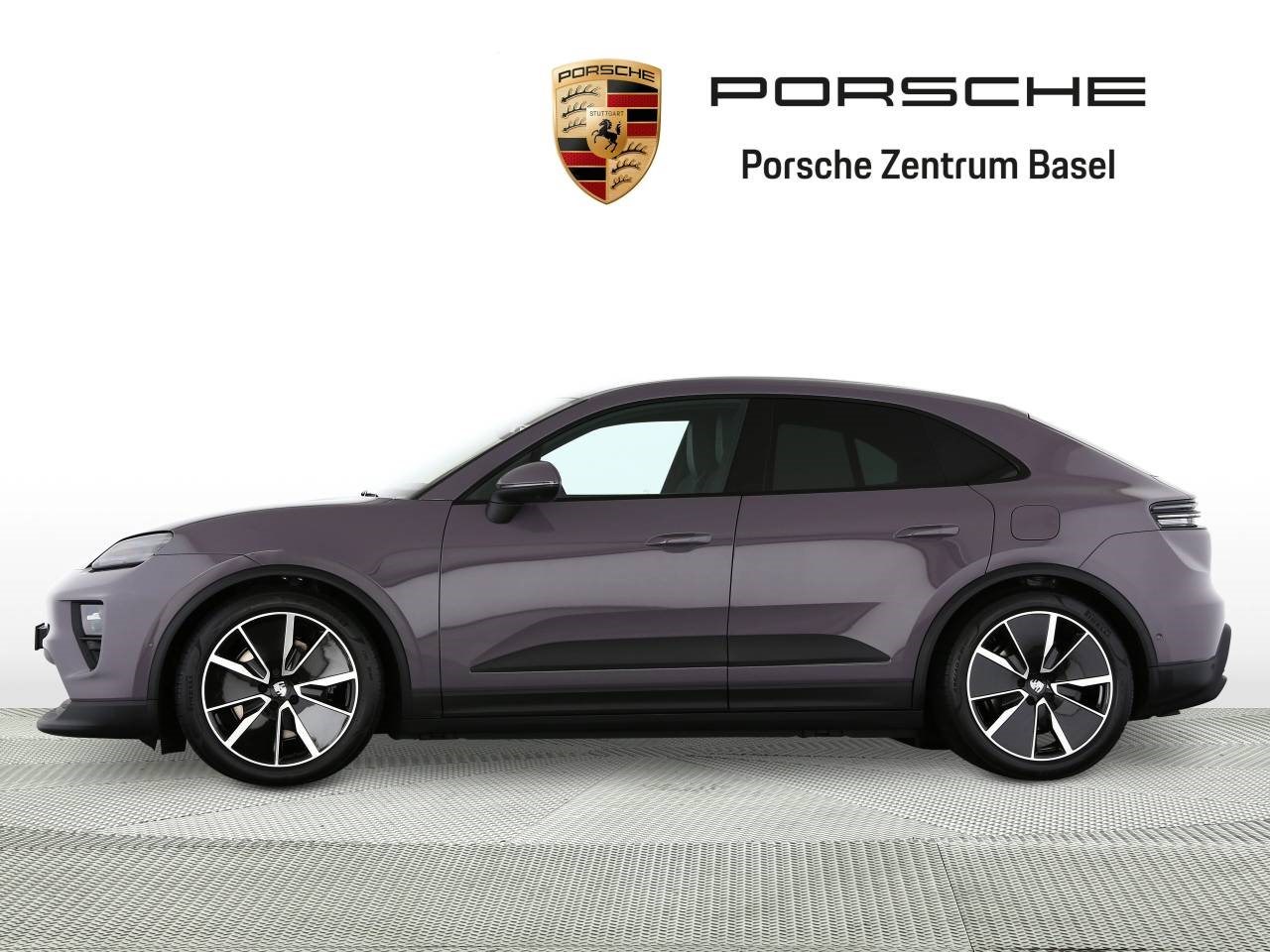 PORSCHE MACAN 4S-showroom-element-1