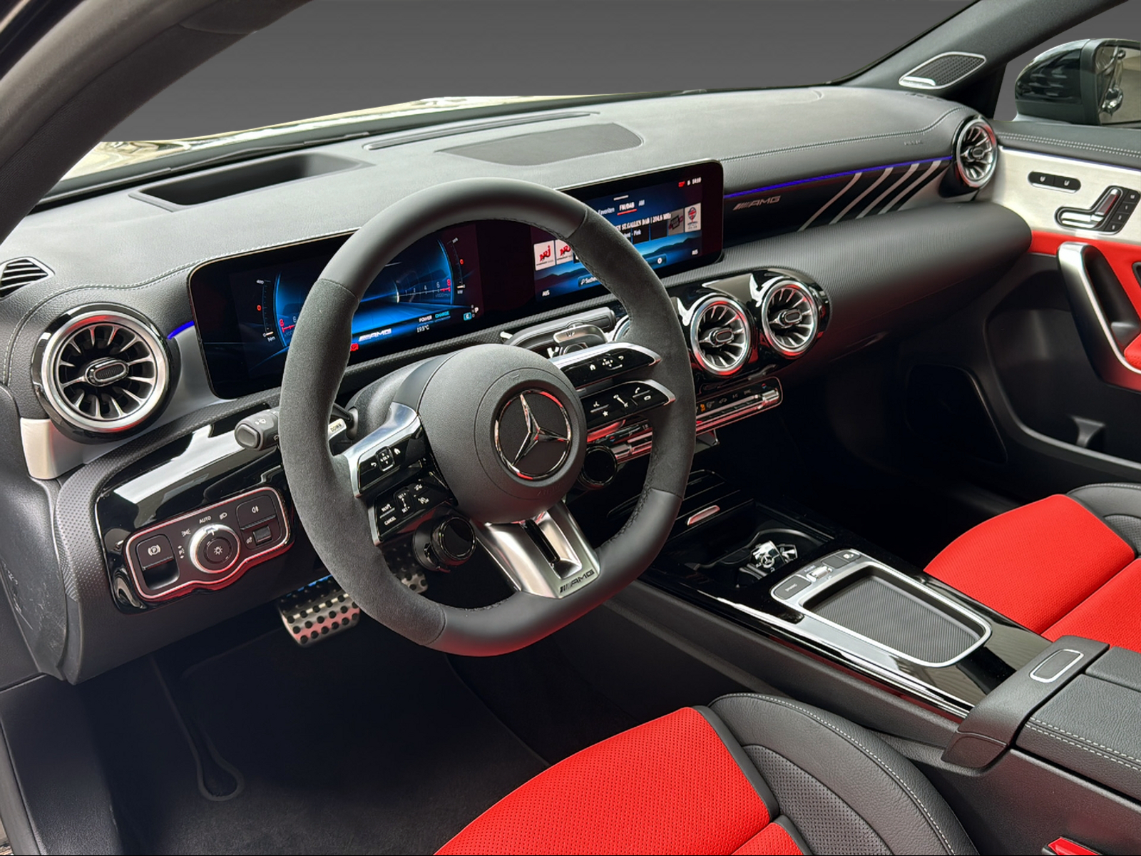MERCEDES-BENZ A 35 4Matic-image-6