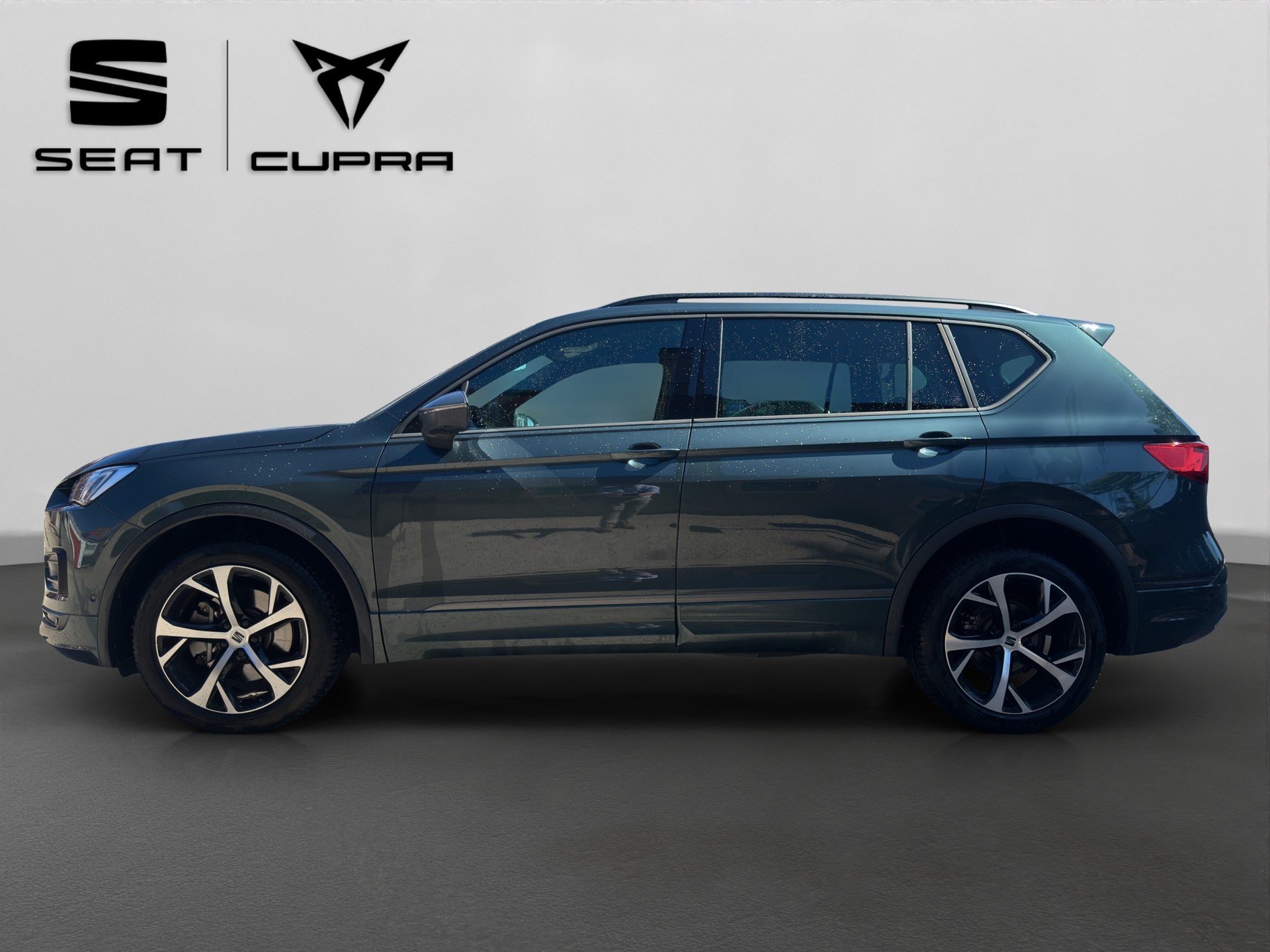 SEAT Tarraco 2.0TSI 4Drive Hola FR DSG-showroom-element-2