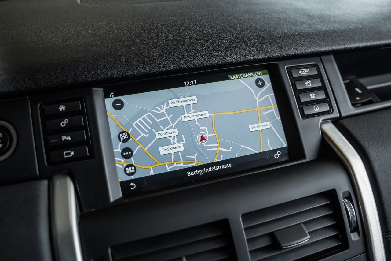 LAND ROVER Discovery Sport 2.0 Si4 SE AT9-image-20