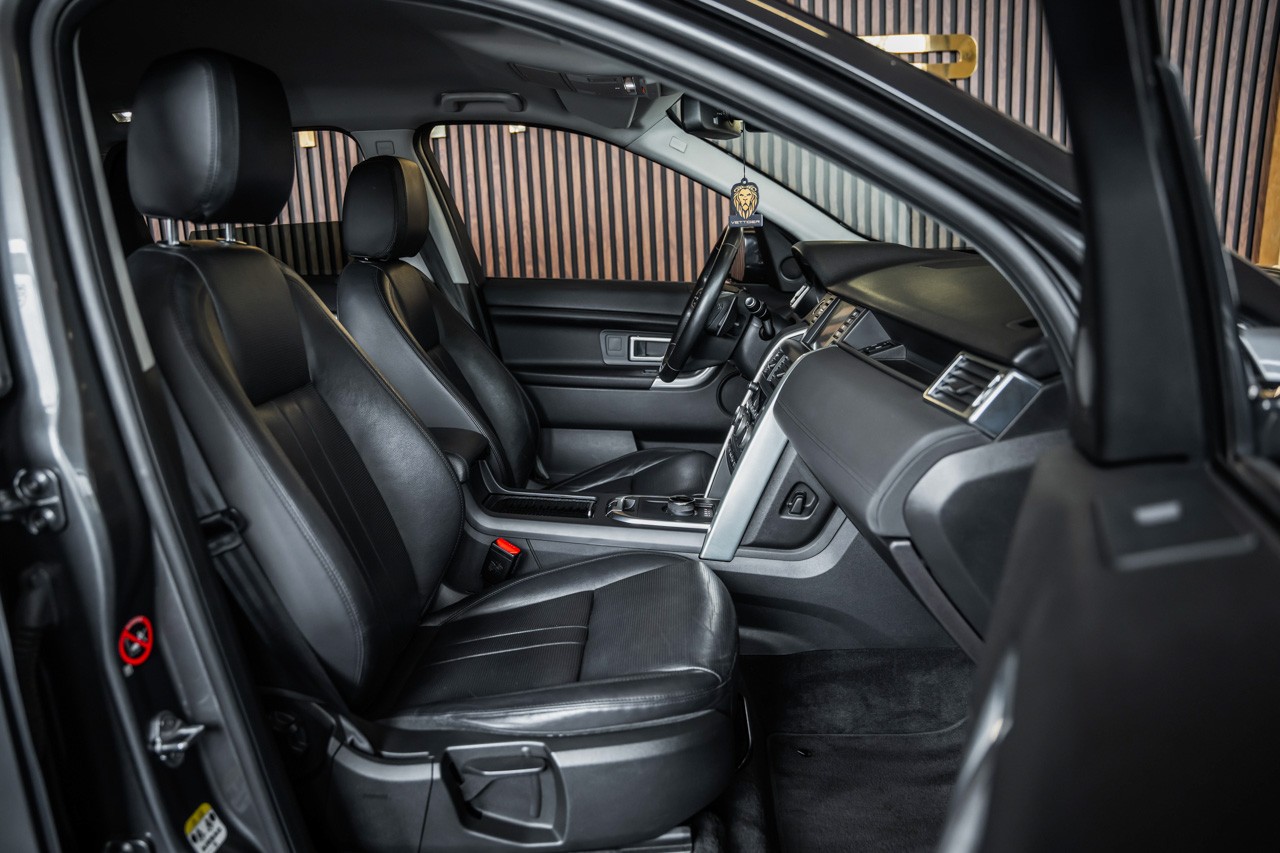 LAND ROVER Discovery Sport 2.0 Si4 SE AT9-image-15