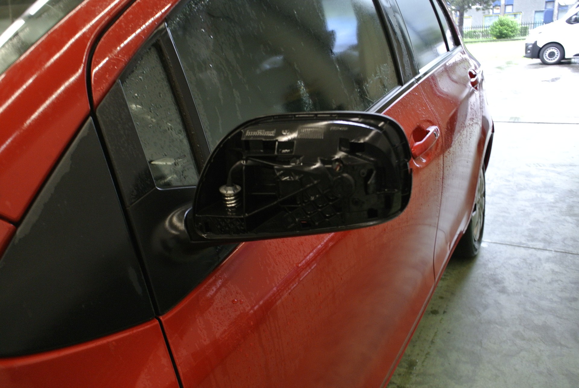 TOYOTA Yaris 1.4 D-4D Linea Sol-image-12