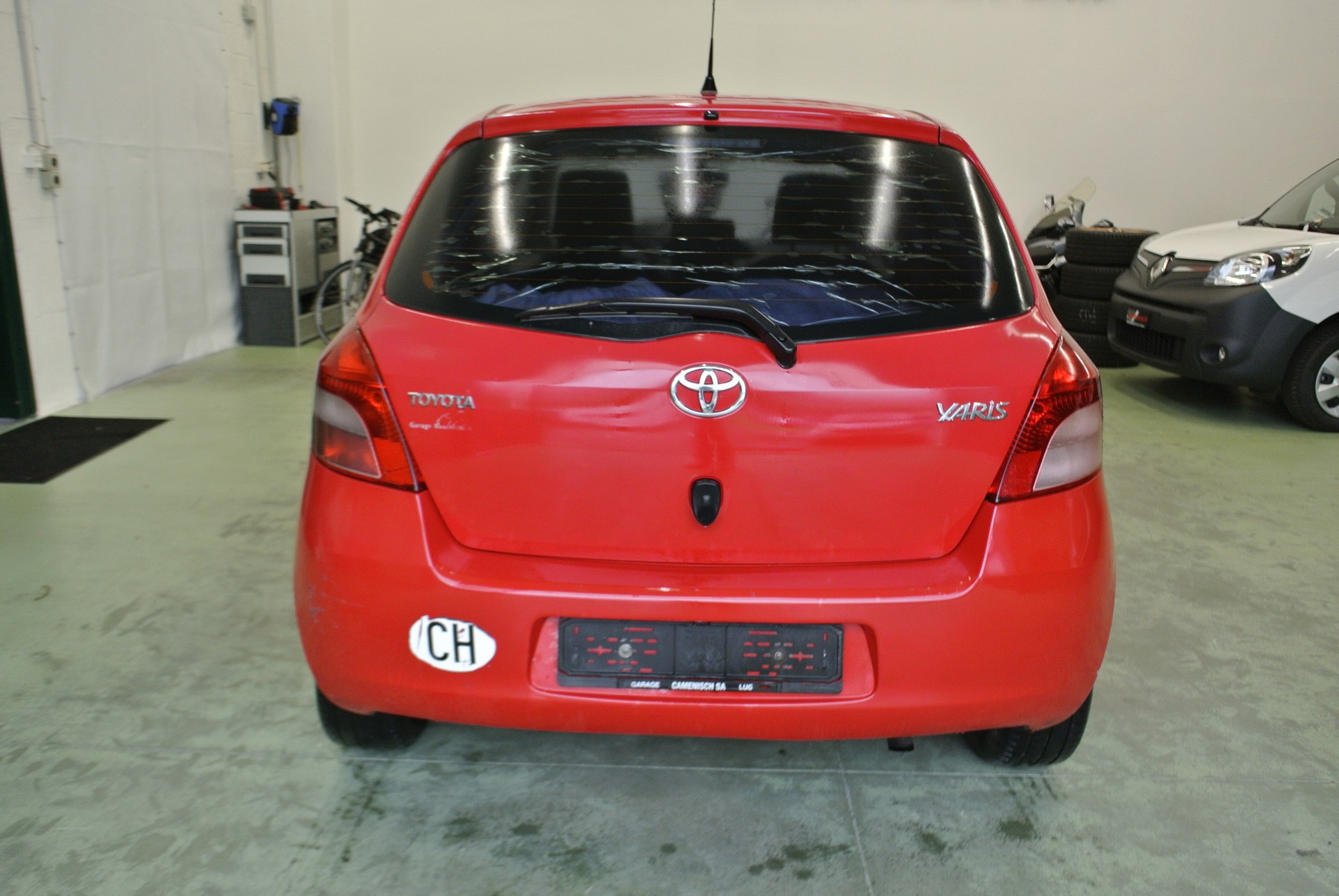 TOYOTA Yaris 1.4 D-4D Linea Sol-image-5