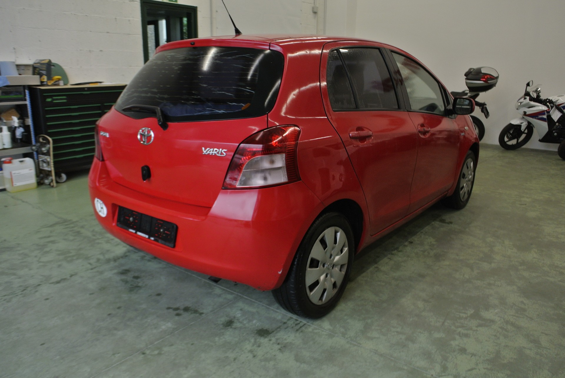 TOYOTA Yaris 1.4 D-4D Linea Sol-image-4