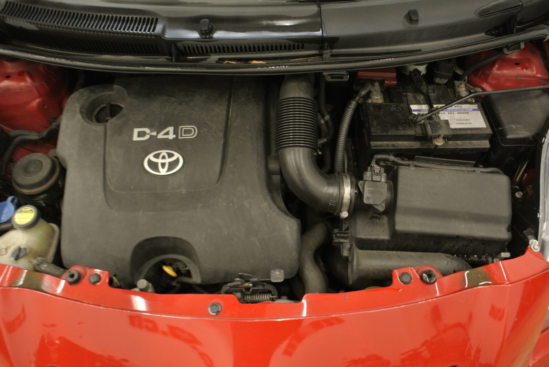 TOYOTA Yaris 1.4 D-4D Linea Sol-image-27