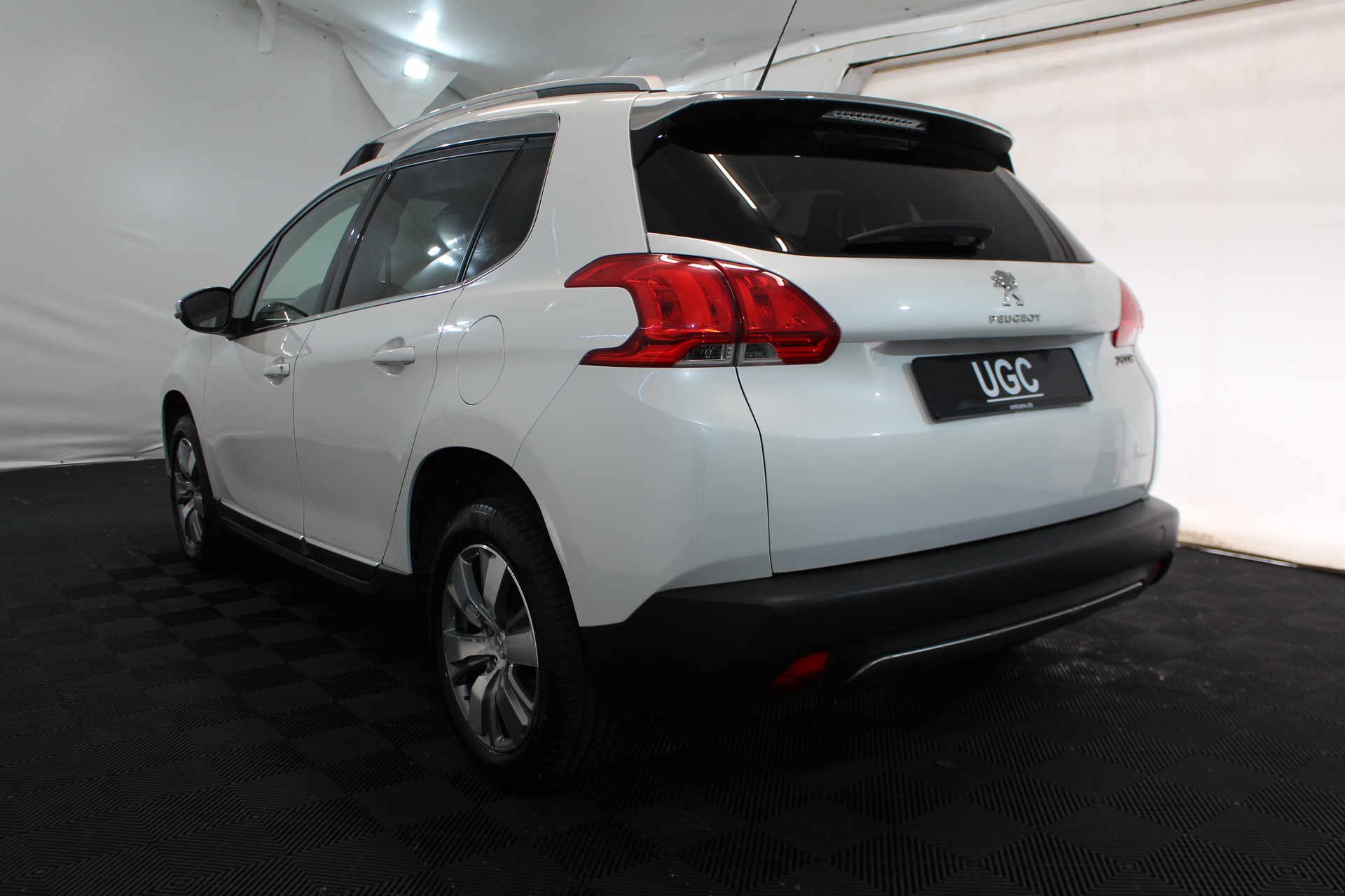 PEUGEOT 2008 1.6 VTI Allure-showroom-element-3