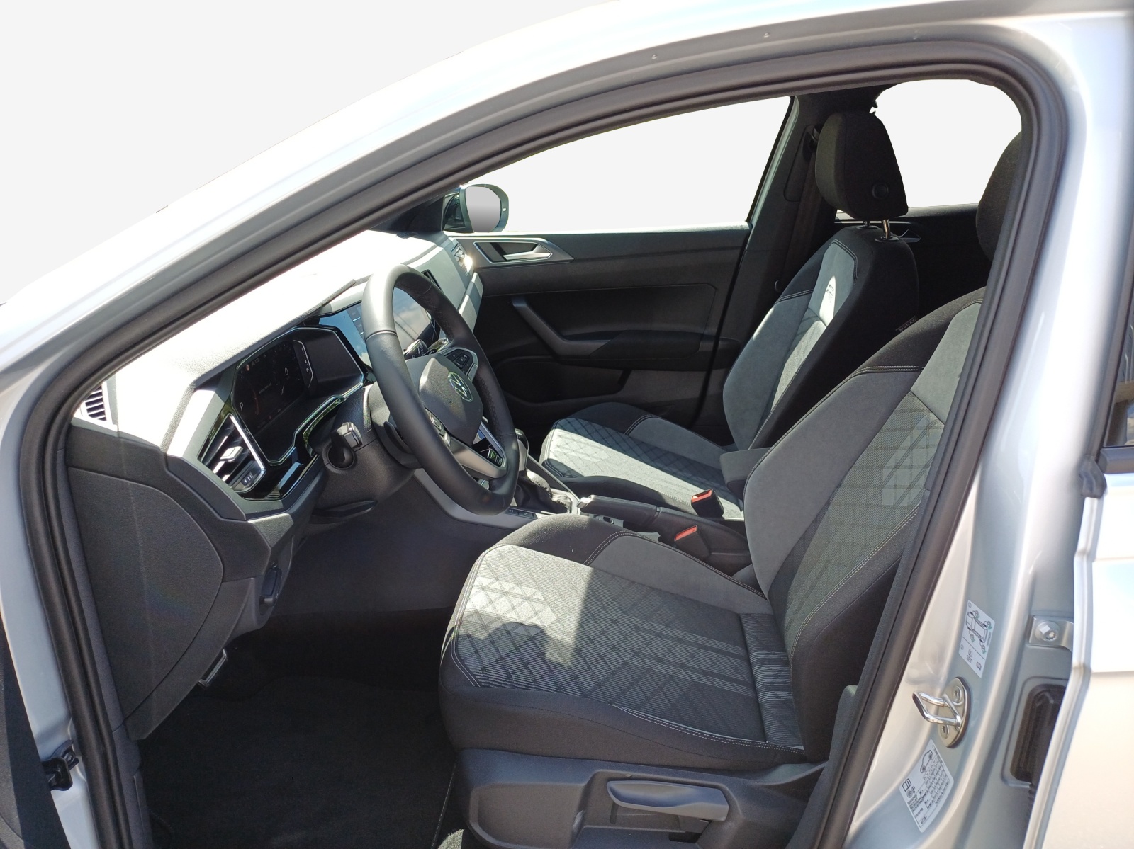 VW Taigo 1.0 TSI R-Line DSG-image-7