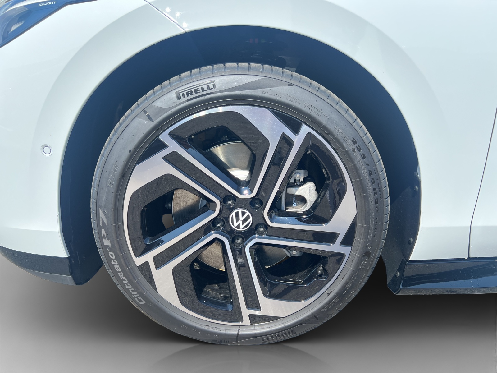VW ID.7 Tourer GTX 86 kWh GTX 4 Motion-image-15
