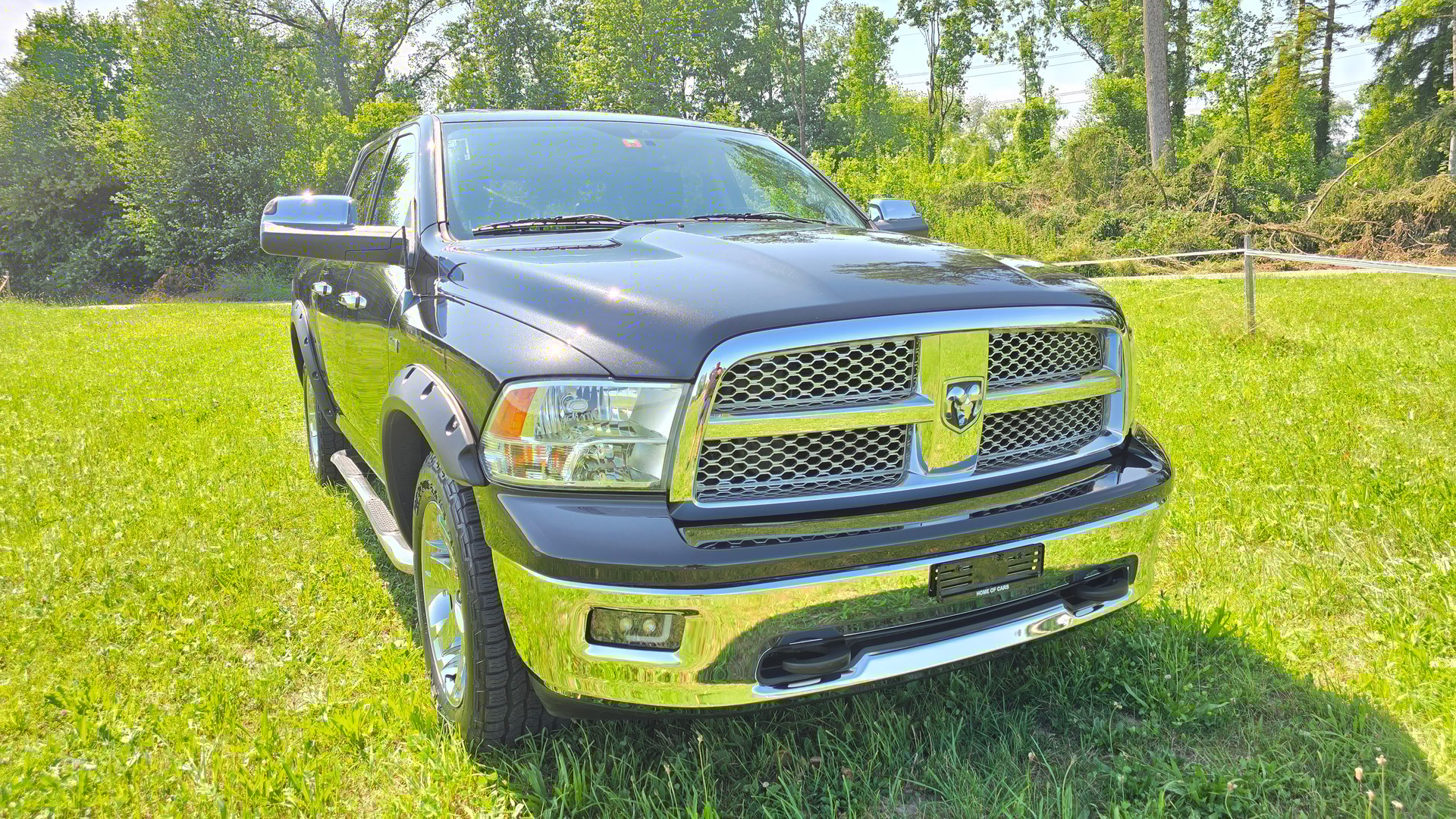 DODGE DODGE RAM 1500 5.7 V8 Hemi Laramie Crew Cab 4X4-image-16
