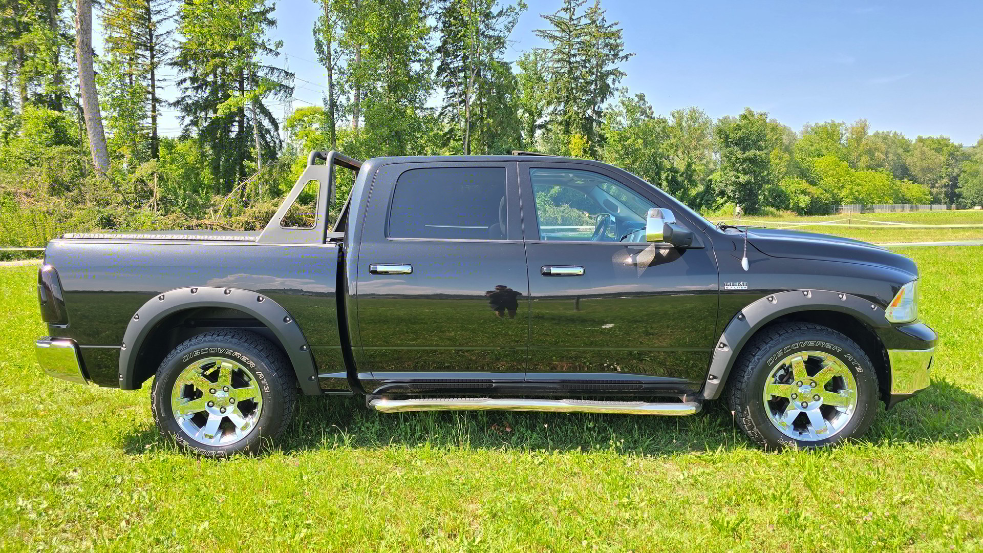 DODGE DODGE RAM 1500 5.7 V8 Hemi Laramie Crew Cab 4X4-image-11