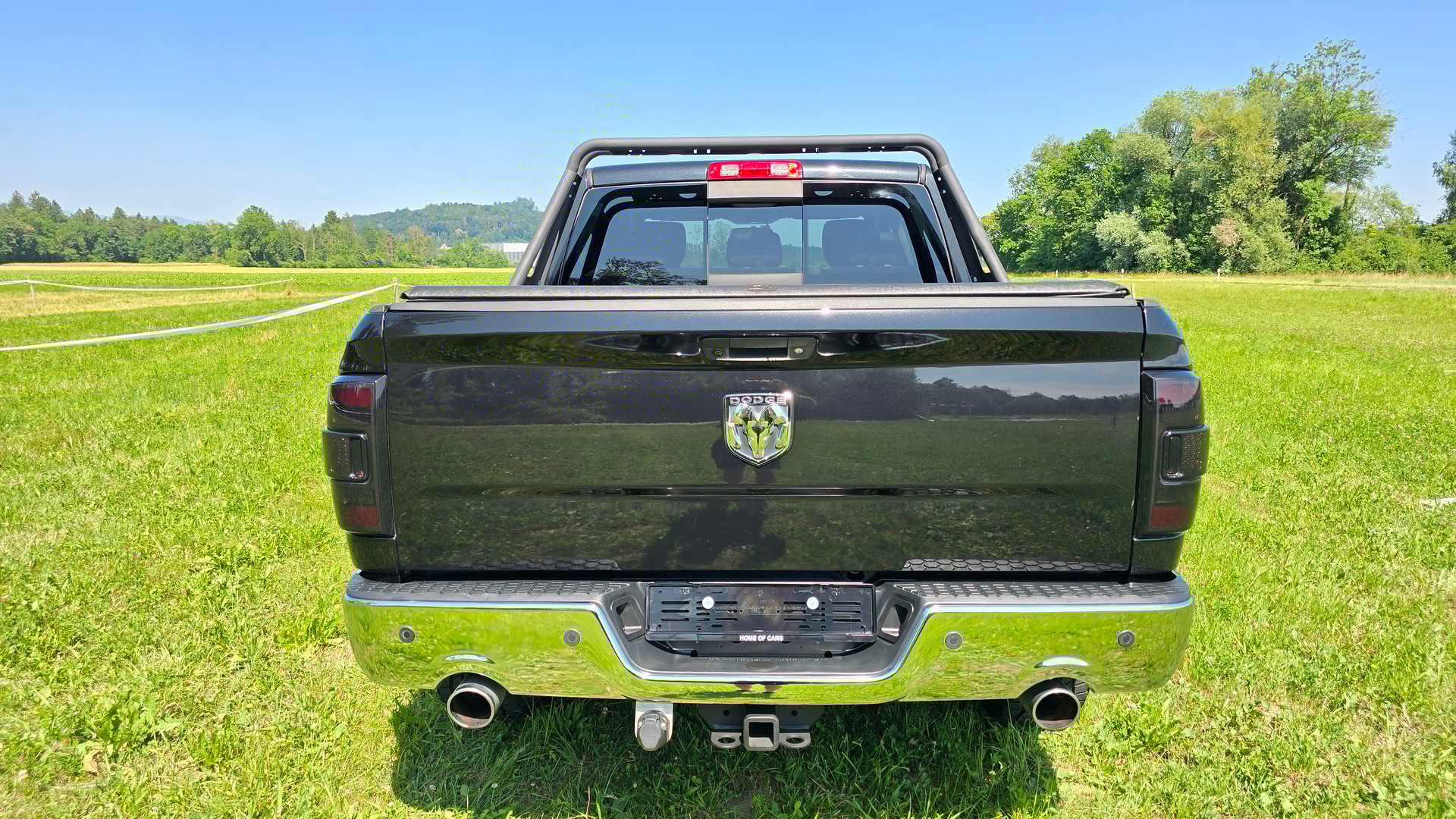 DODGE DODGE RAM 1500 5.7 V8 Hemi Laramie Crew Cab 4X4-image-8