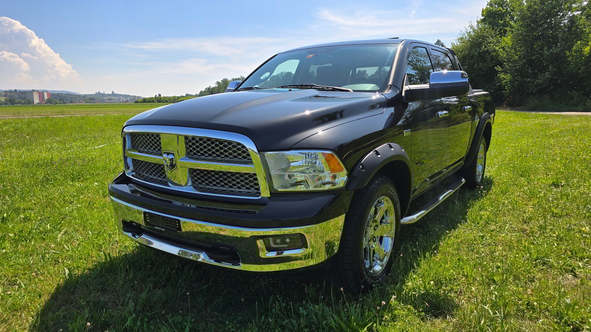 DODGE DODGE RAM 1500 5.7 V8 Hemi Laramie Crew Cab 4X4