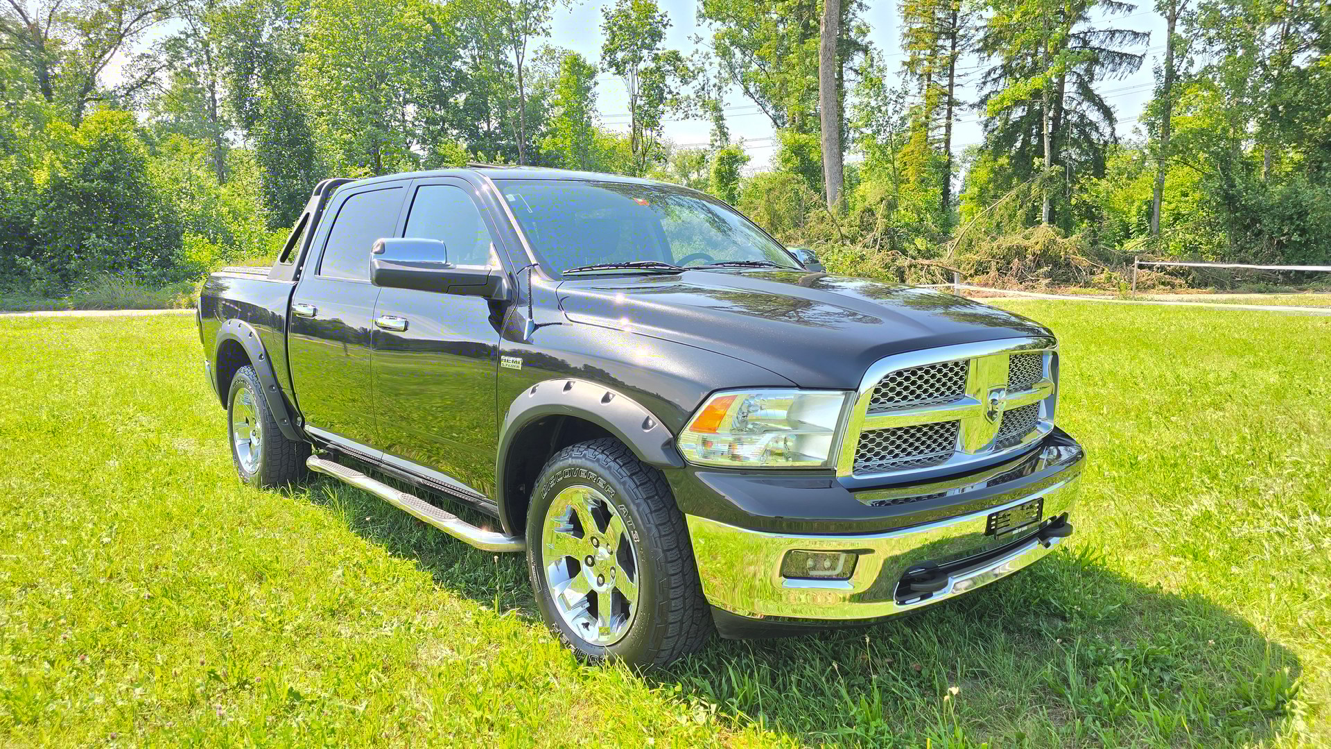 DODGE DODGE RAM 1500 5.7 V8 Hemi Laramie Crew Cab 4X4-image-14