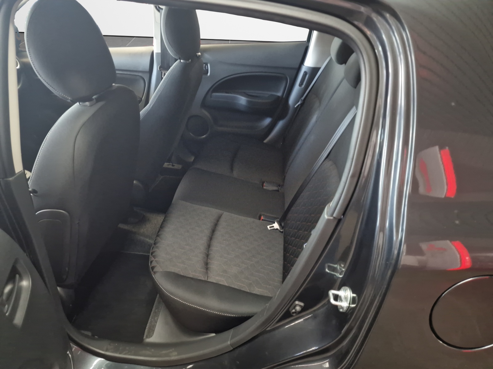MITSUBISHI Space Star 1.2 CVT Inform-image-13