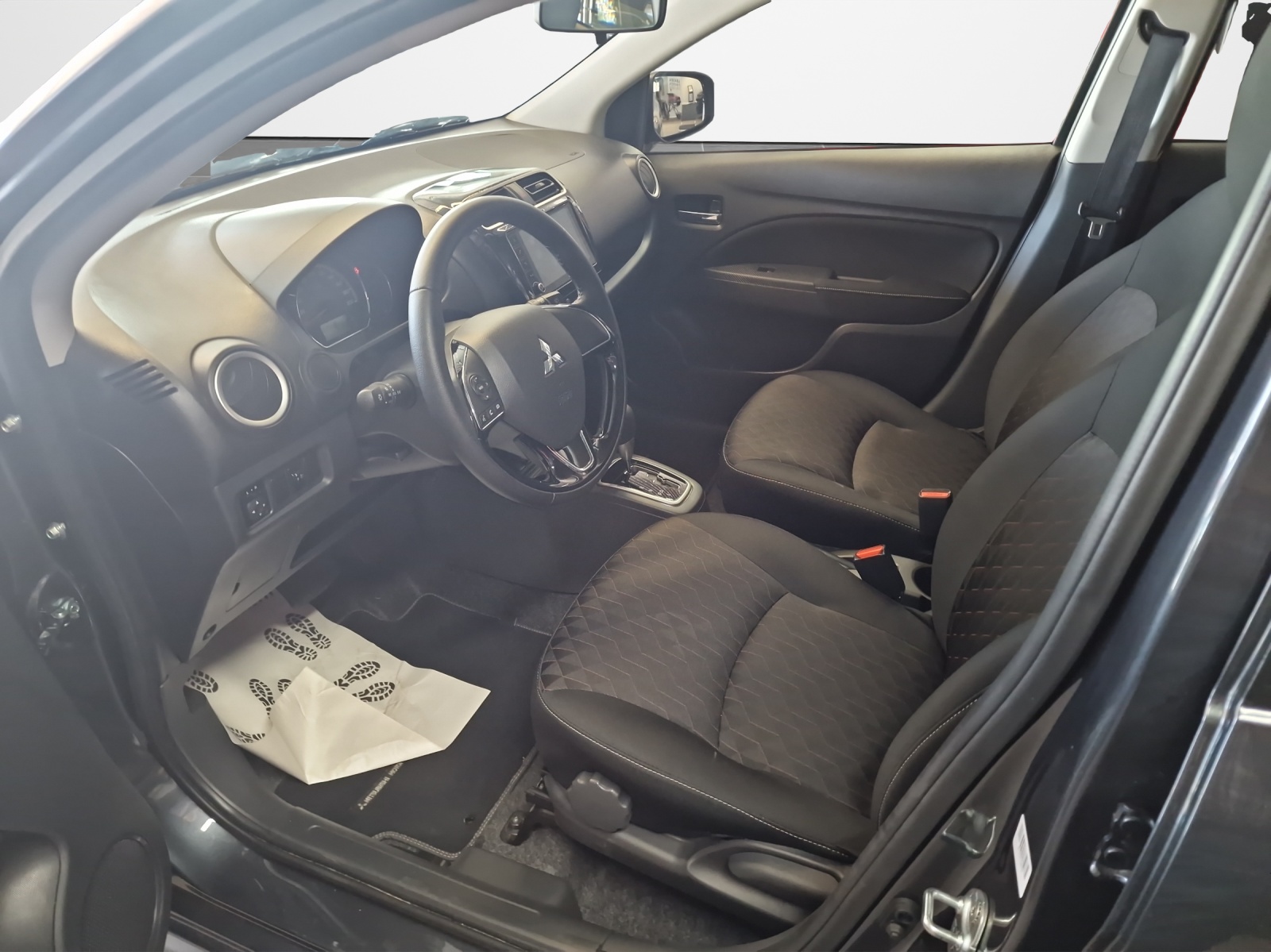 MITSUBISHI Space Star 1.2 CVT Inform-image-7