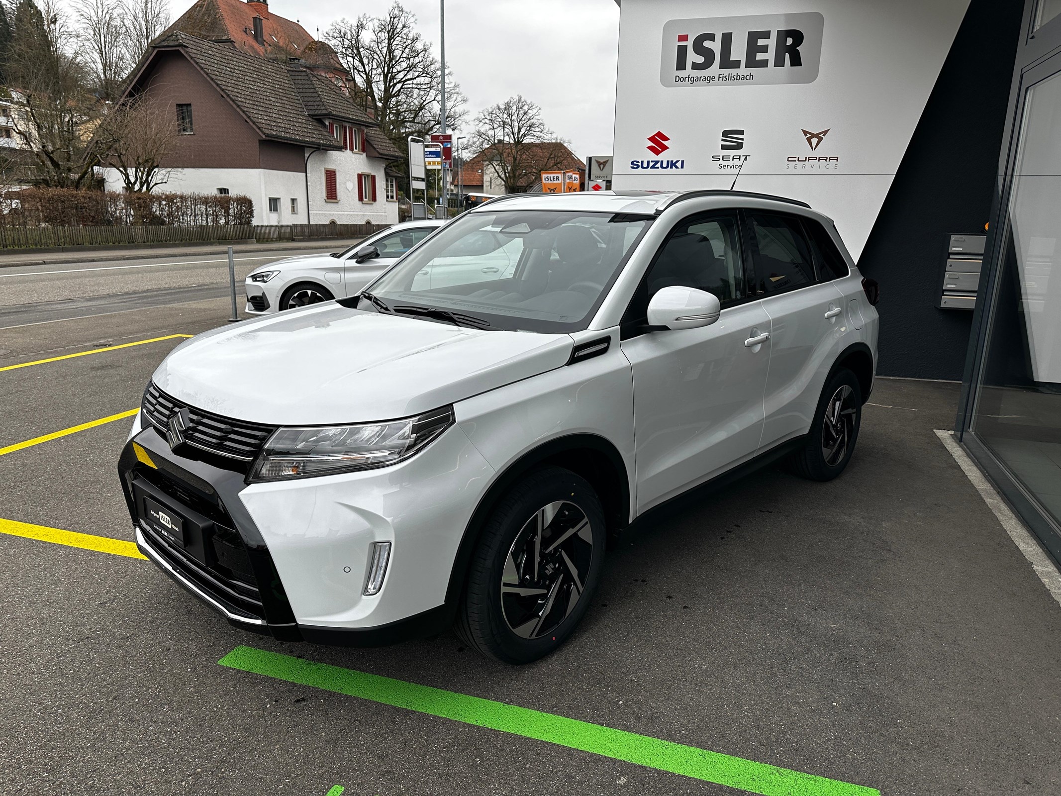 SUZUKI Vitara 1.5 Compact (SUV / Geländewagen) Suzuki SUZUKI Vitara 1.5 Compact (SUV / Geländewagen)